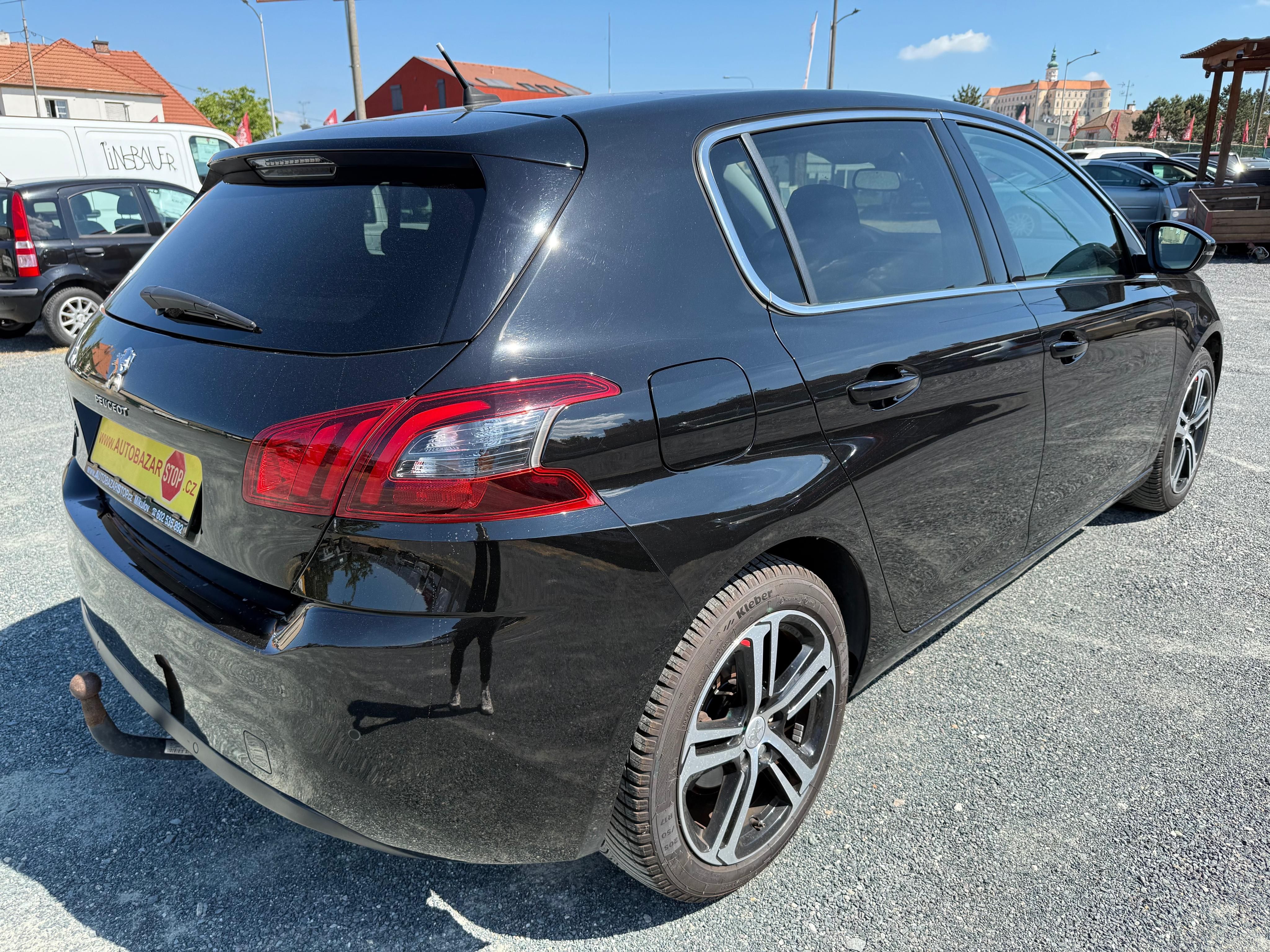 Peugeot 308, 1.6HDI 88kW 1. MAJ ALLURE SKY - fotka 6