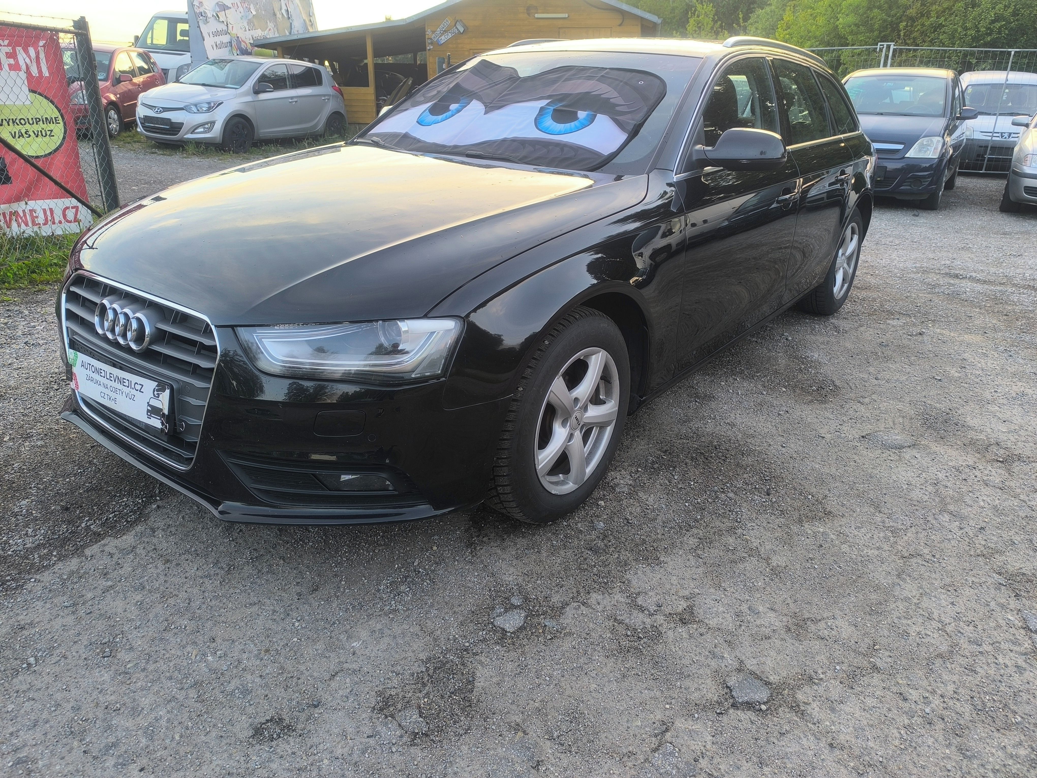 Audi A4, 110KW, KRÁSNÁ,1MAJ82L,SERVISKA - fotka 3