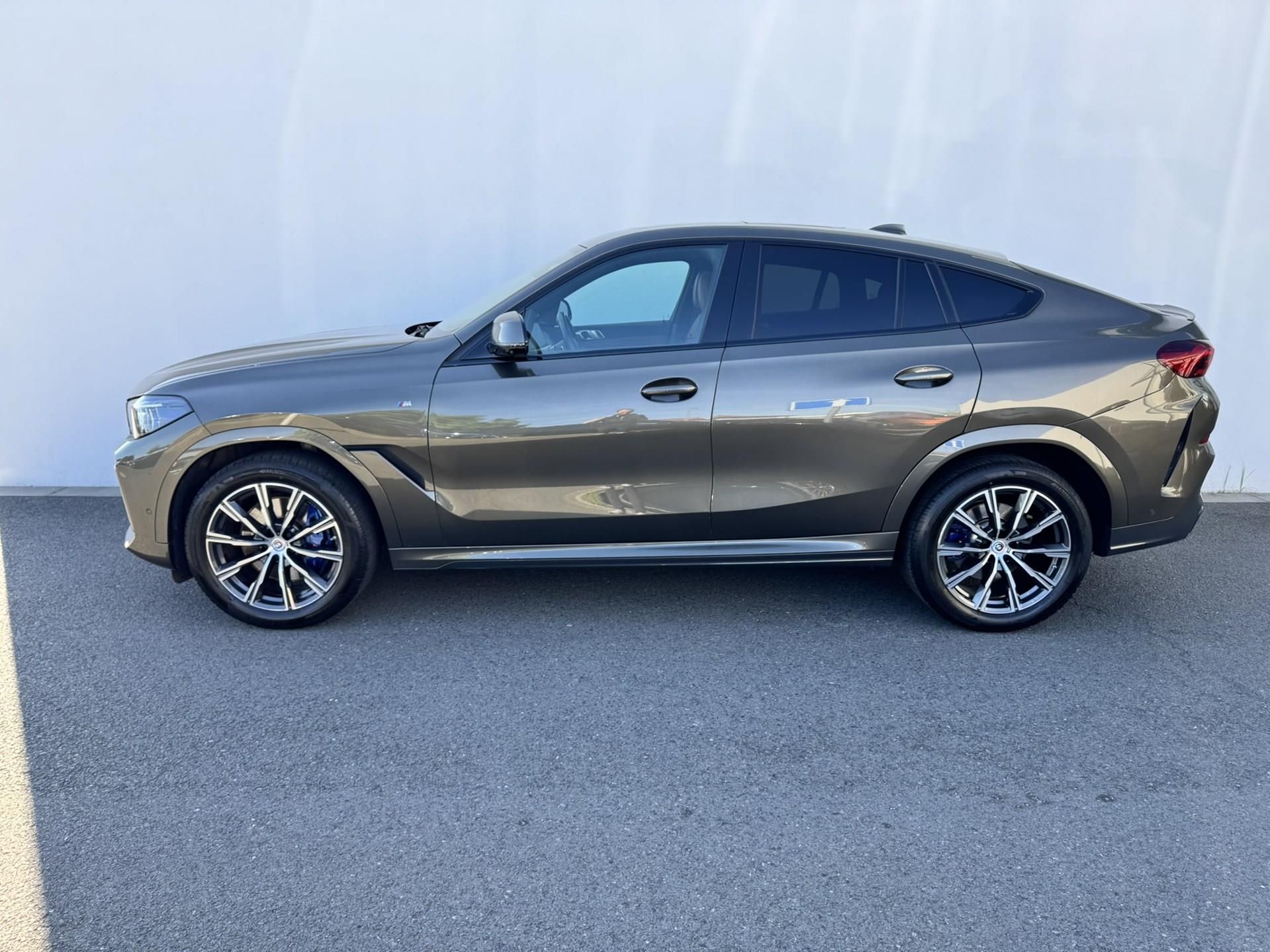 BMW X6, X6 xDrive40i Mpaket - fotka 3