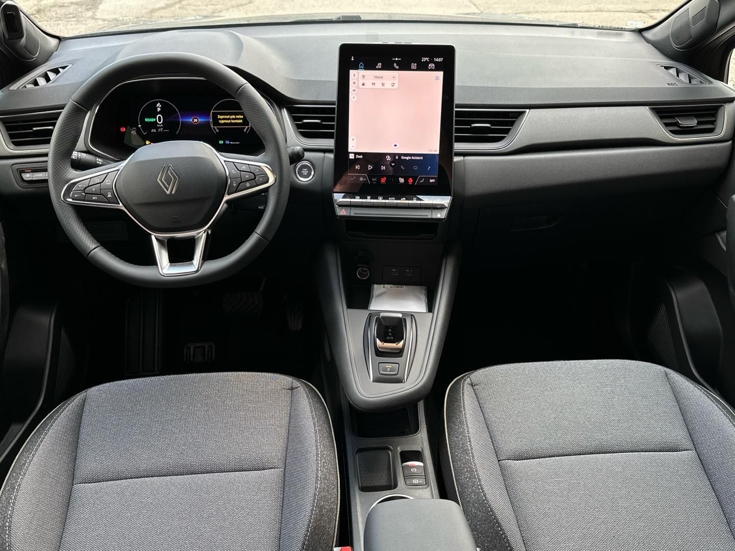 Renault Captur, 1.8full hybrid 116kW Techno - fotka 4