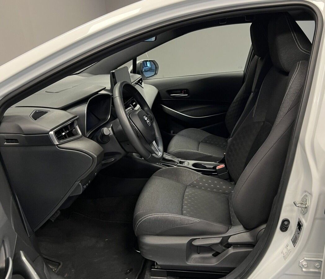 Toyota Corolla, 1,8 Hybrid AT Comfort - fotka 5