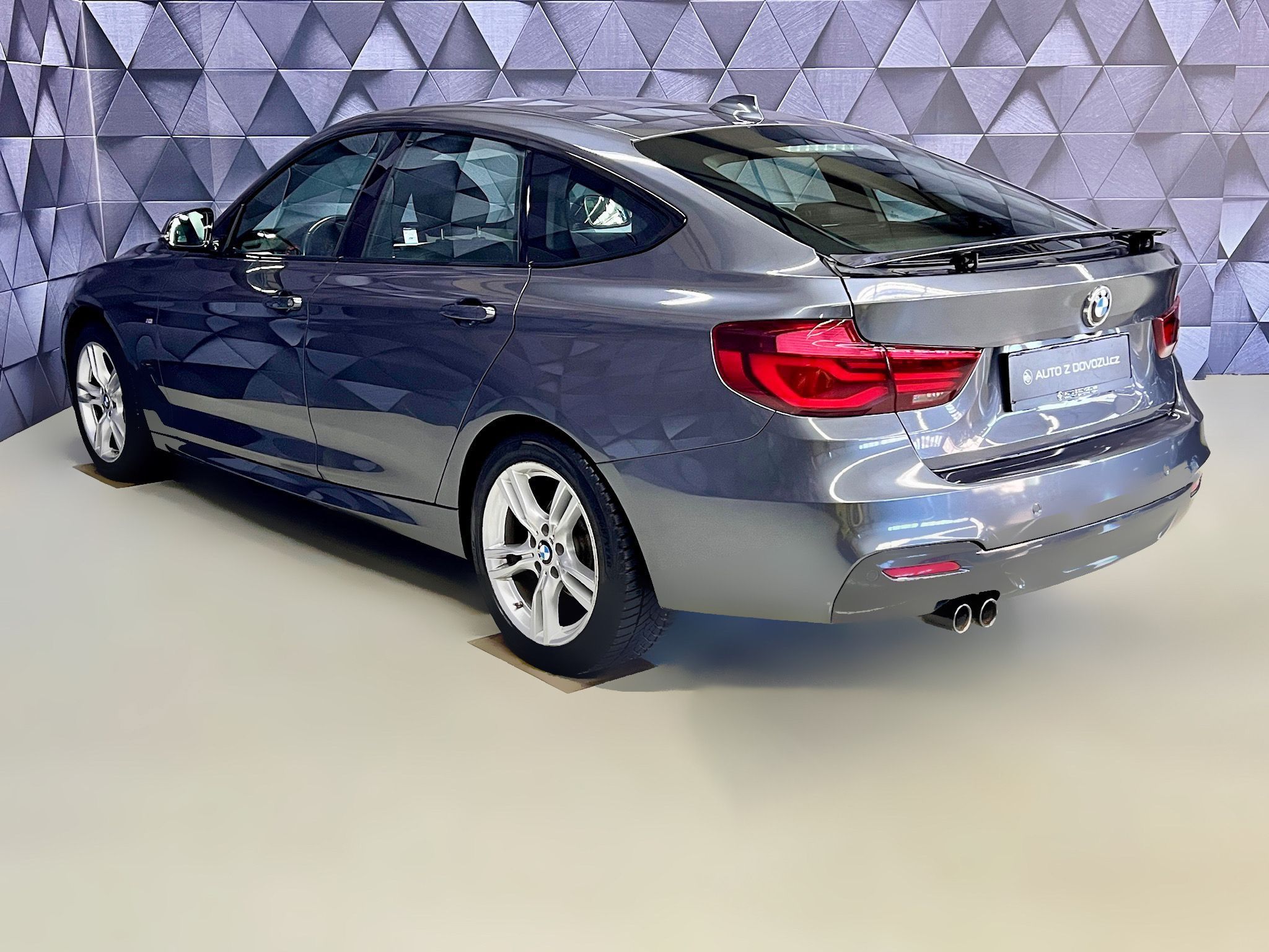 BMW Řada 3, 320d GT xDrive M-PAKET - fotka 5