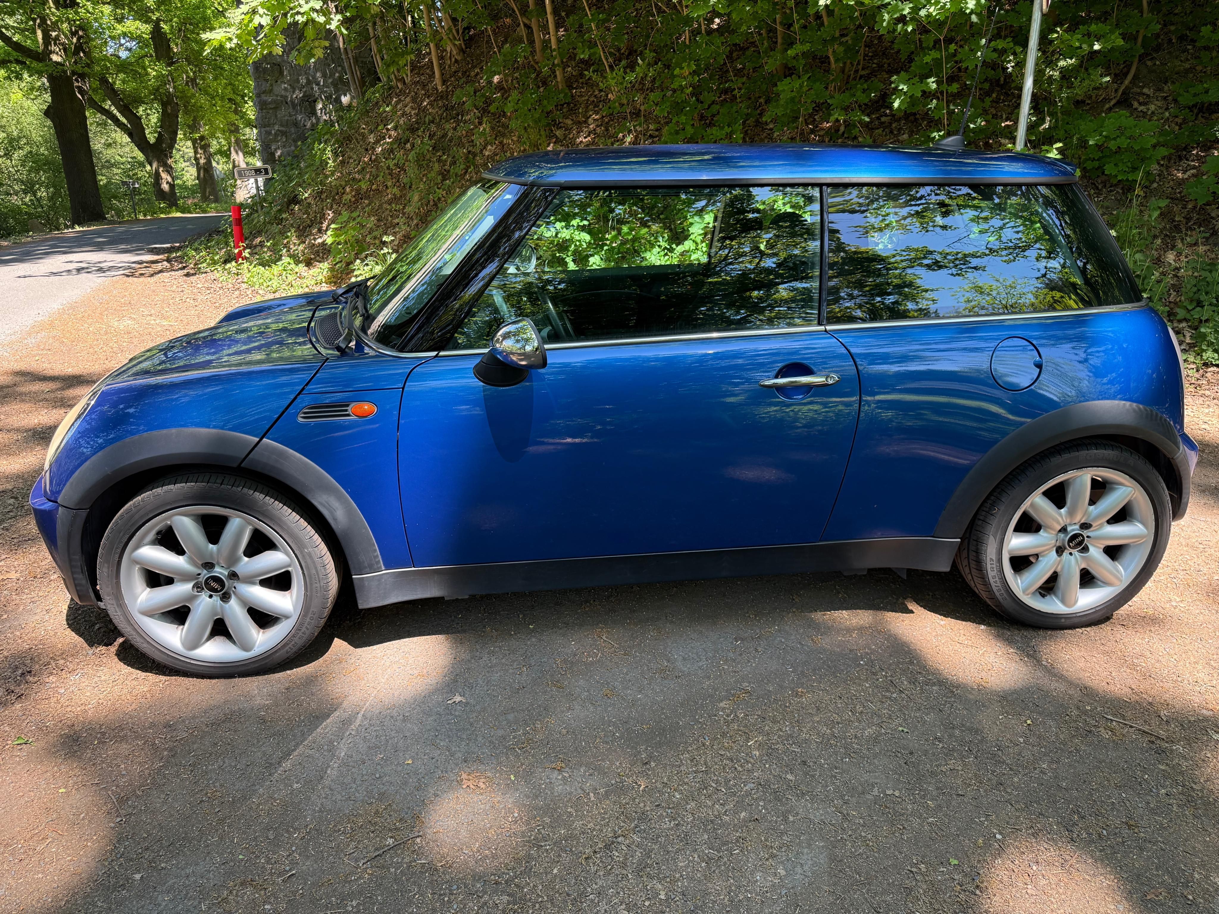 Mini Cooper, RC31 1,6i 85 kw.11/2005 - fotka 5