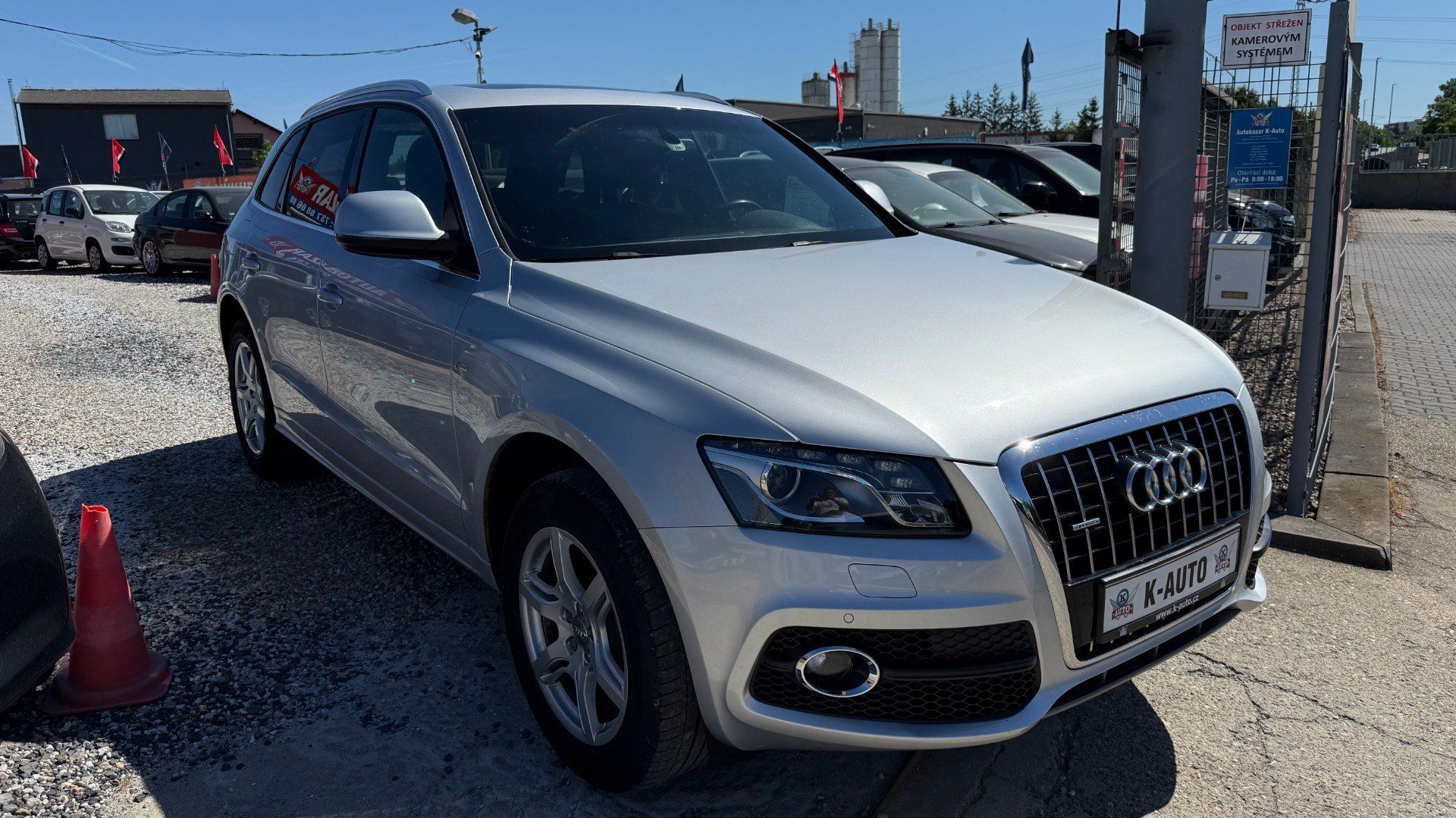 Audi Q5, 3.0TDI 176kW *A/T*Tažné*Pano* - fotka 3