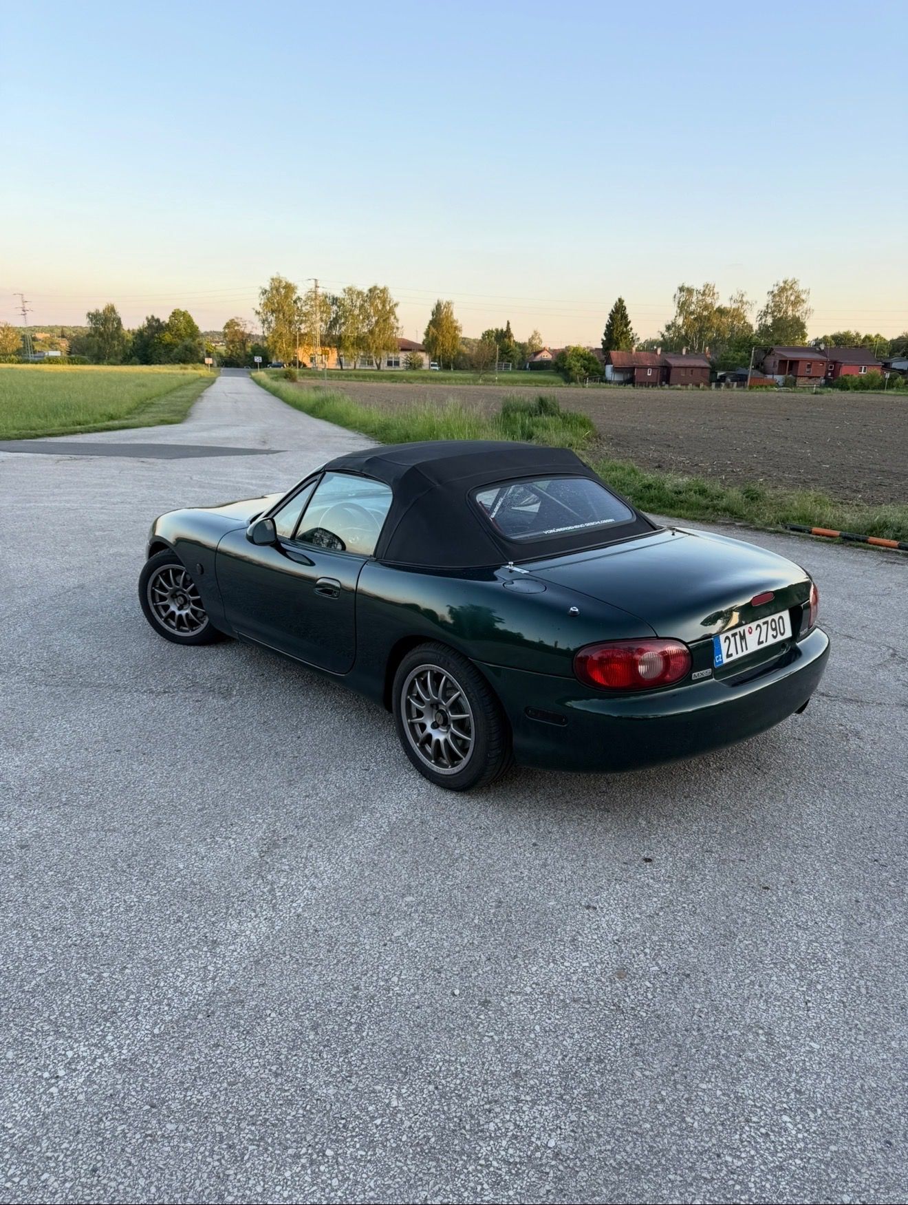 Mazda MX-5, 1.8 NBFL - fotka 6