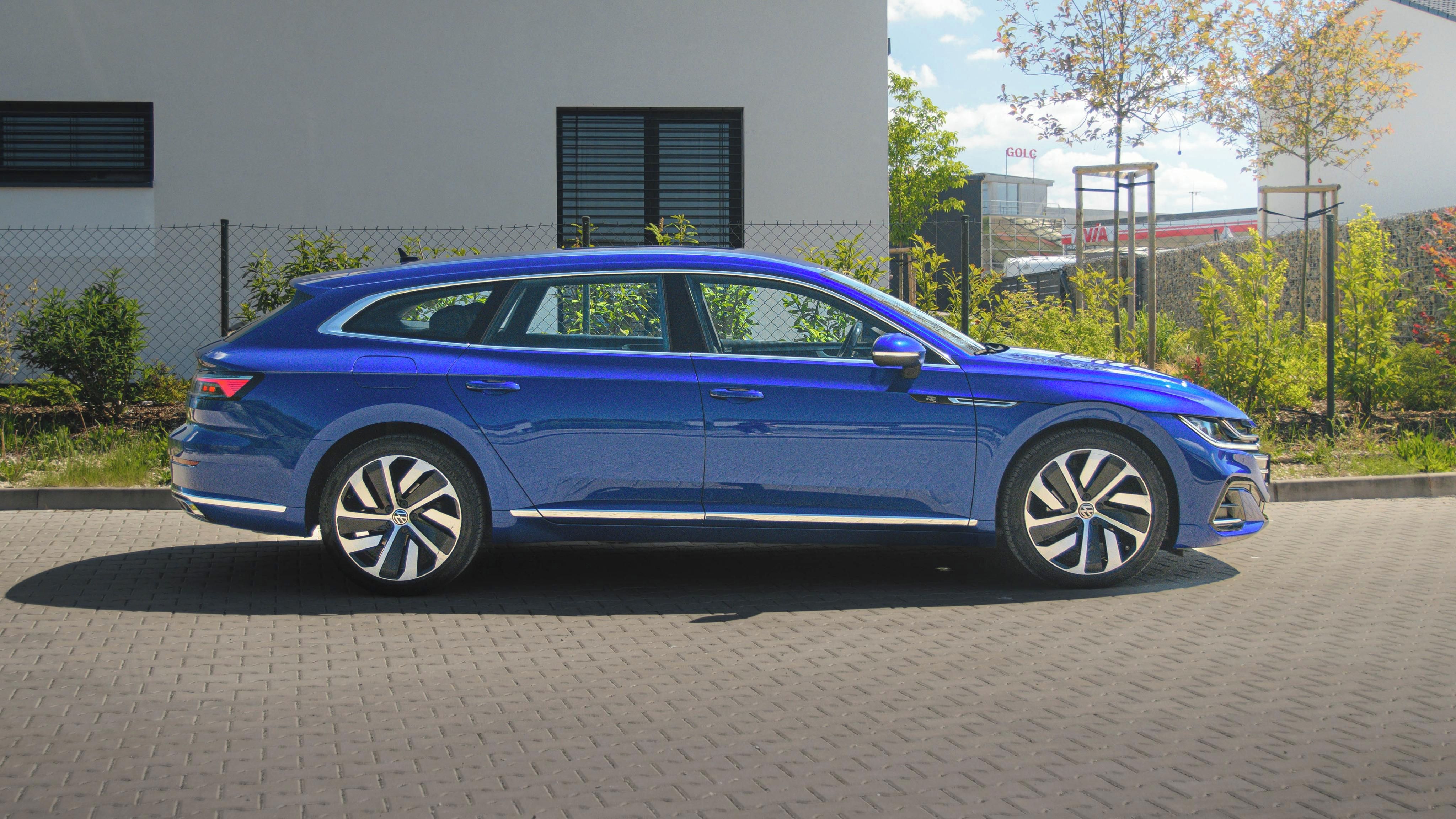 Volkswagen Arteon, R-Line 2,0TSI/140kW ČR DPH DSG - fotka 4