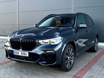 30D xDrive M-Sport-Panorama