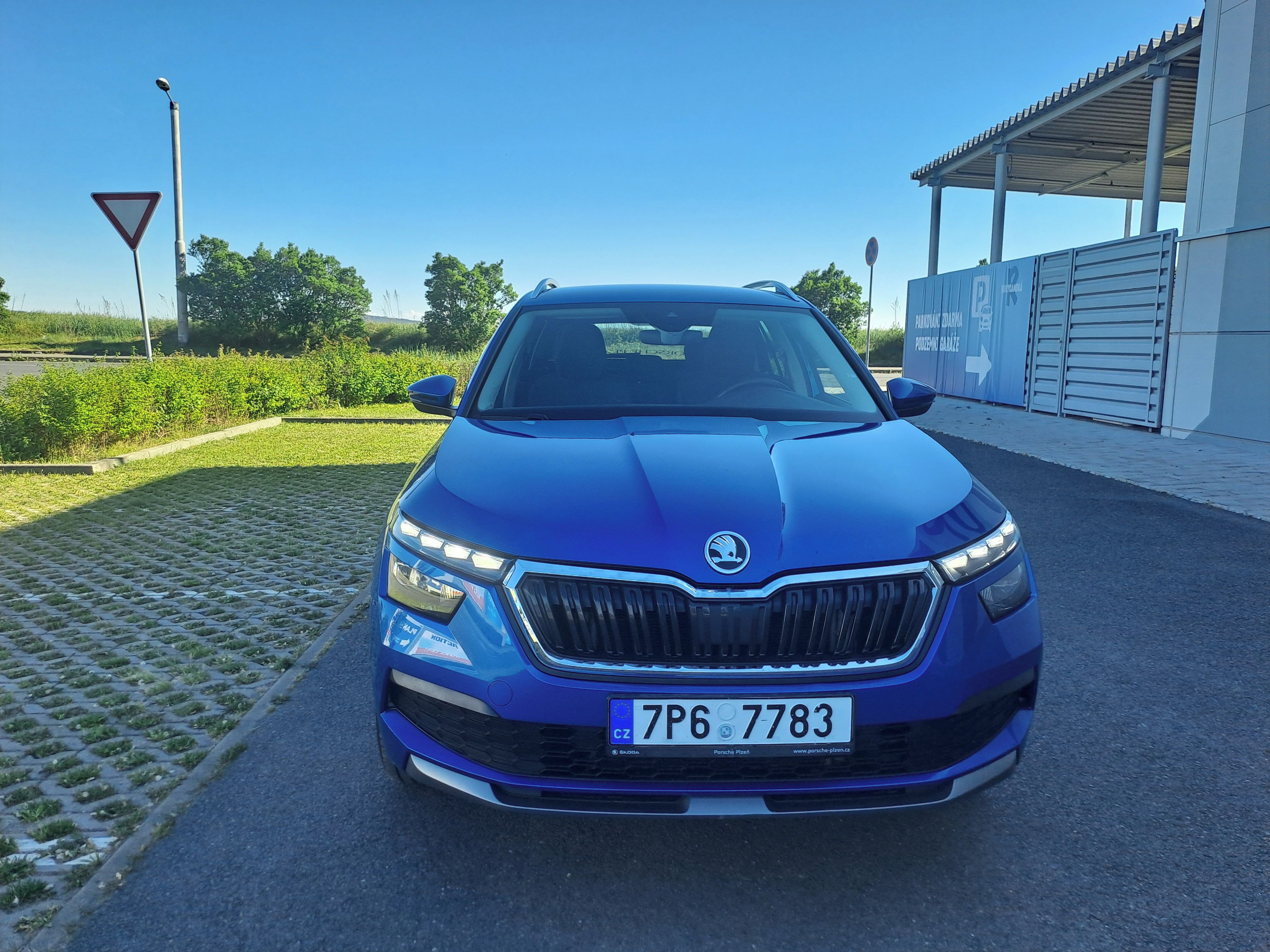 Škoda Kamiq, 1.0TSI 85KW DSG STYLE PLUS,ALU - fotka 2