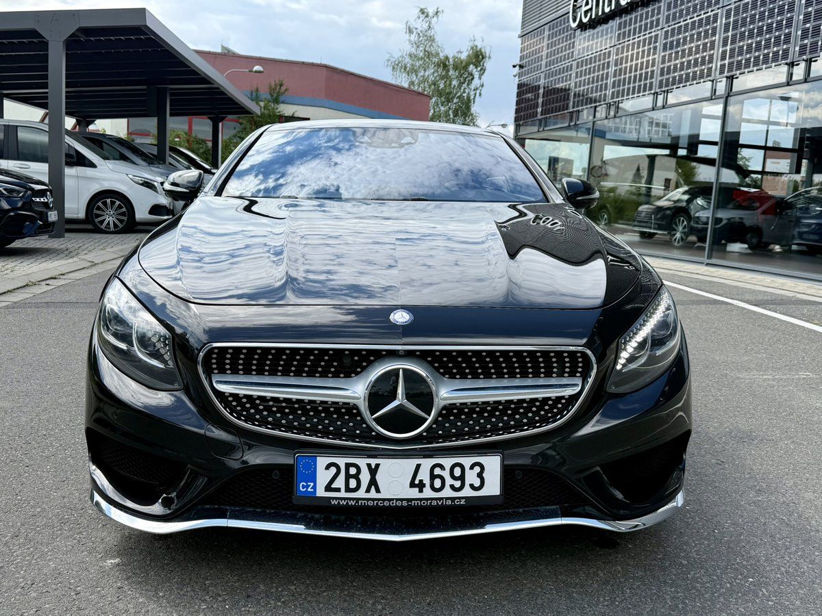 Mercedes-Benz Třídy S, 500 4MATIC kupé - fotka 2