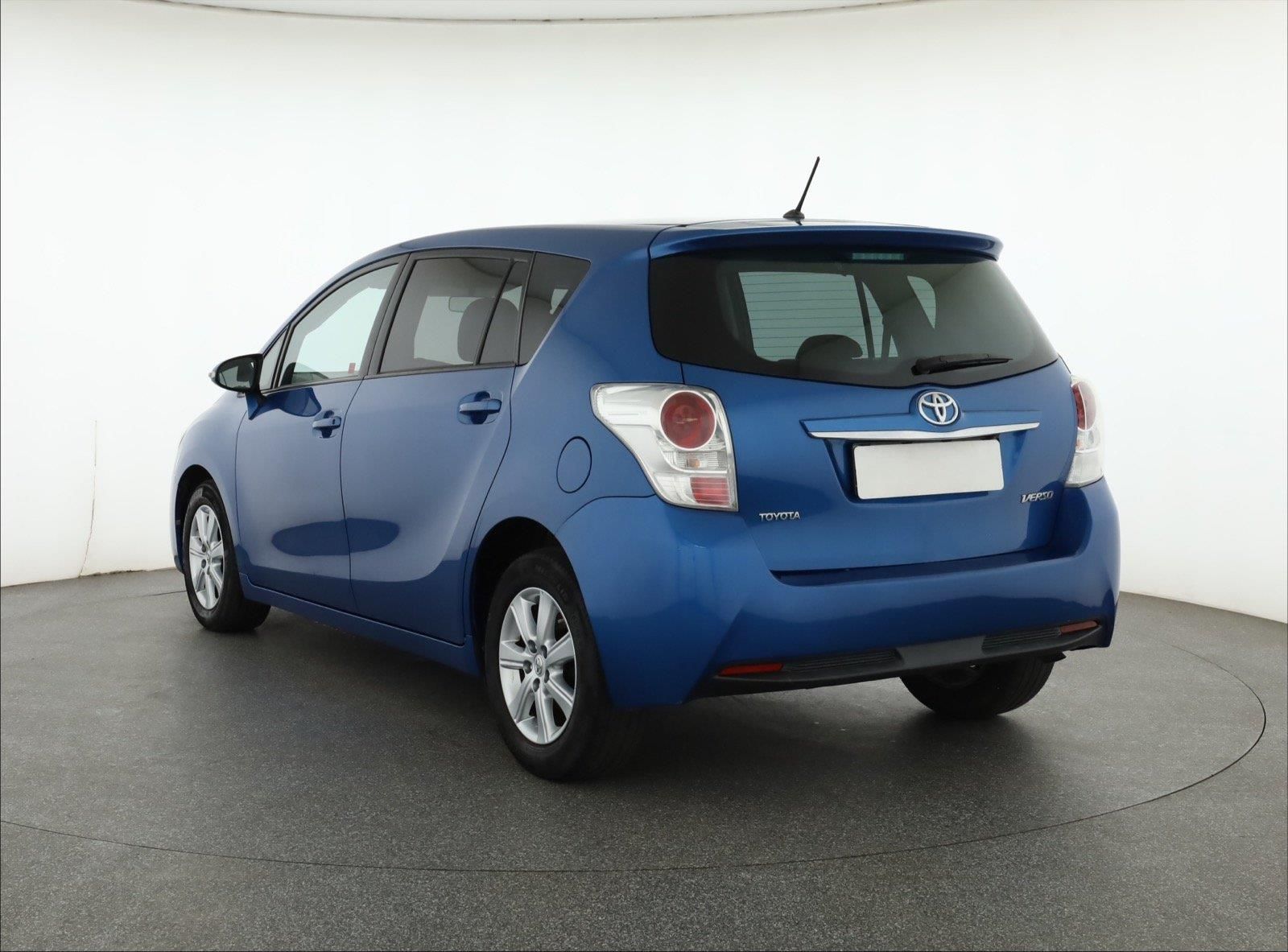 Toyota Verso, 1.6 D-4D, Serv.kniha, Xenony - fotka 4