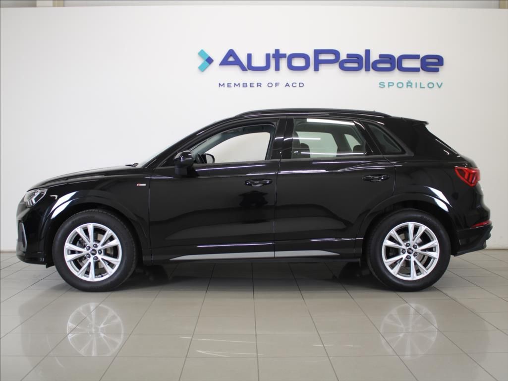 Audi Q3, 2,0 TDi 110kW S-Line 54tkm.ČR - fotka 5