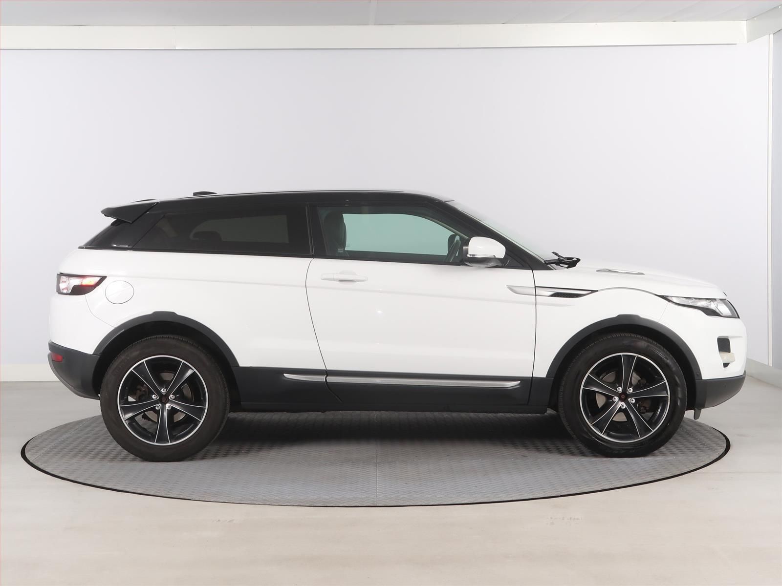 Land Rover Range Rover Evoque, eD4, 4X4, Automat, Kůže - fotka 6