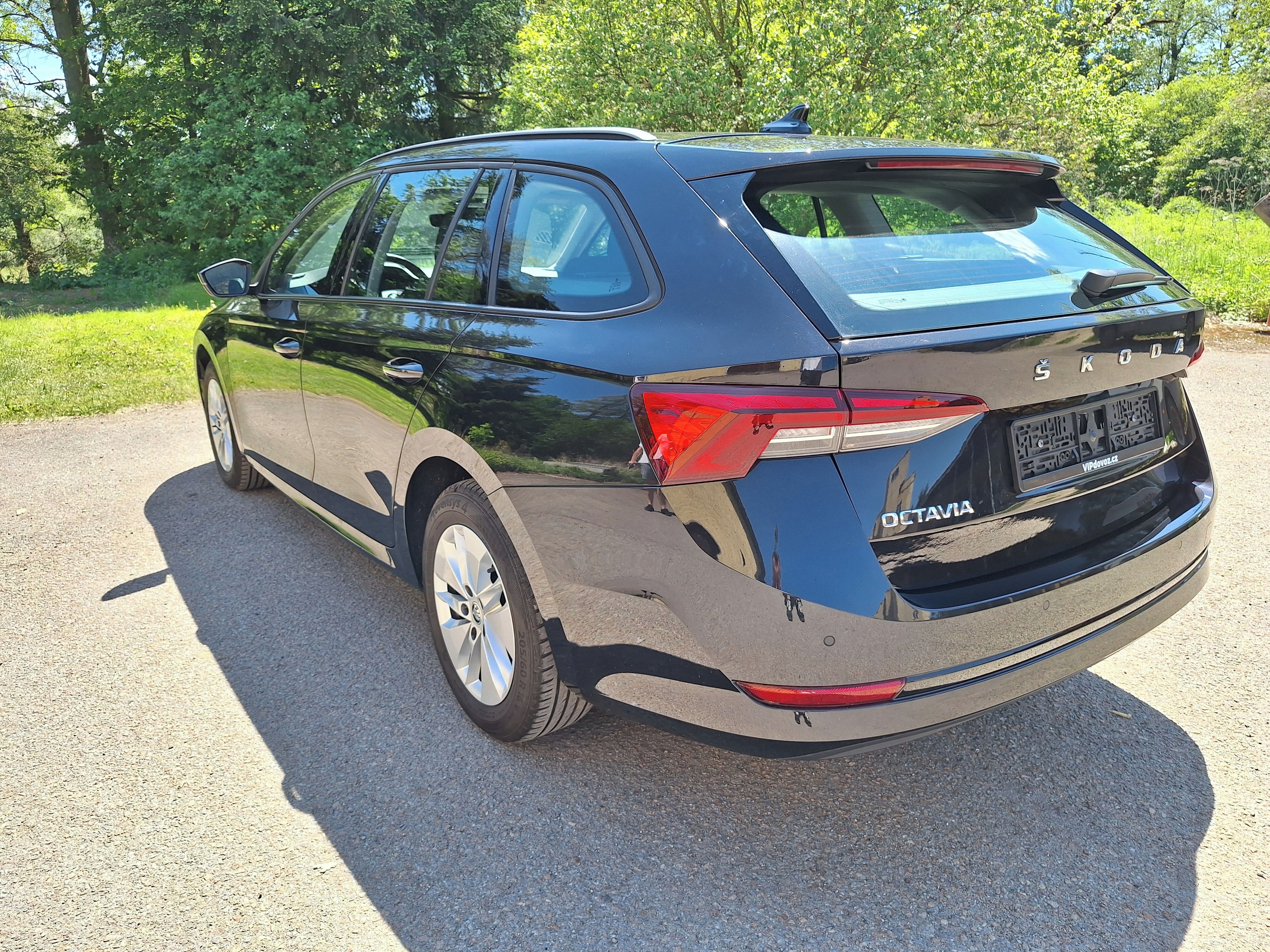 Škoda Octavia, Škoda Octavi 2.0tdi Ambition - fotka 5