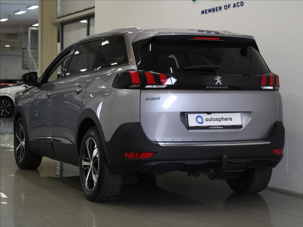 Peugeot 5008, 1,2 PT 96kW AT Pano.7-míst - fotka 3