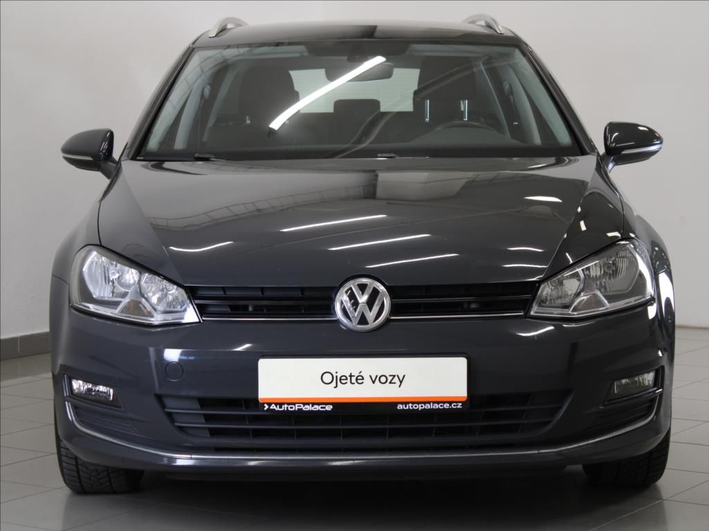 Volkswagen Golf Variant, 2,0 TDi 110kW DSG Highline ČR - fotka 2