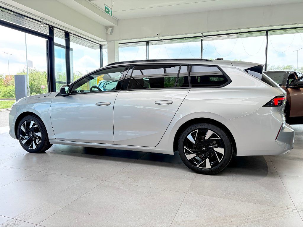 Opel Astra, ST Edition Mild-Hybrid Automat - fotka 3
