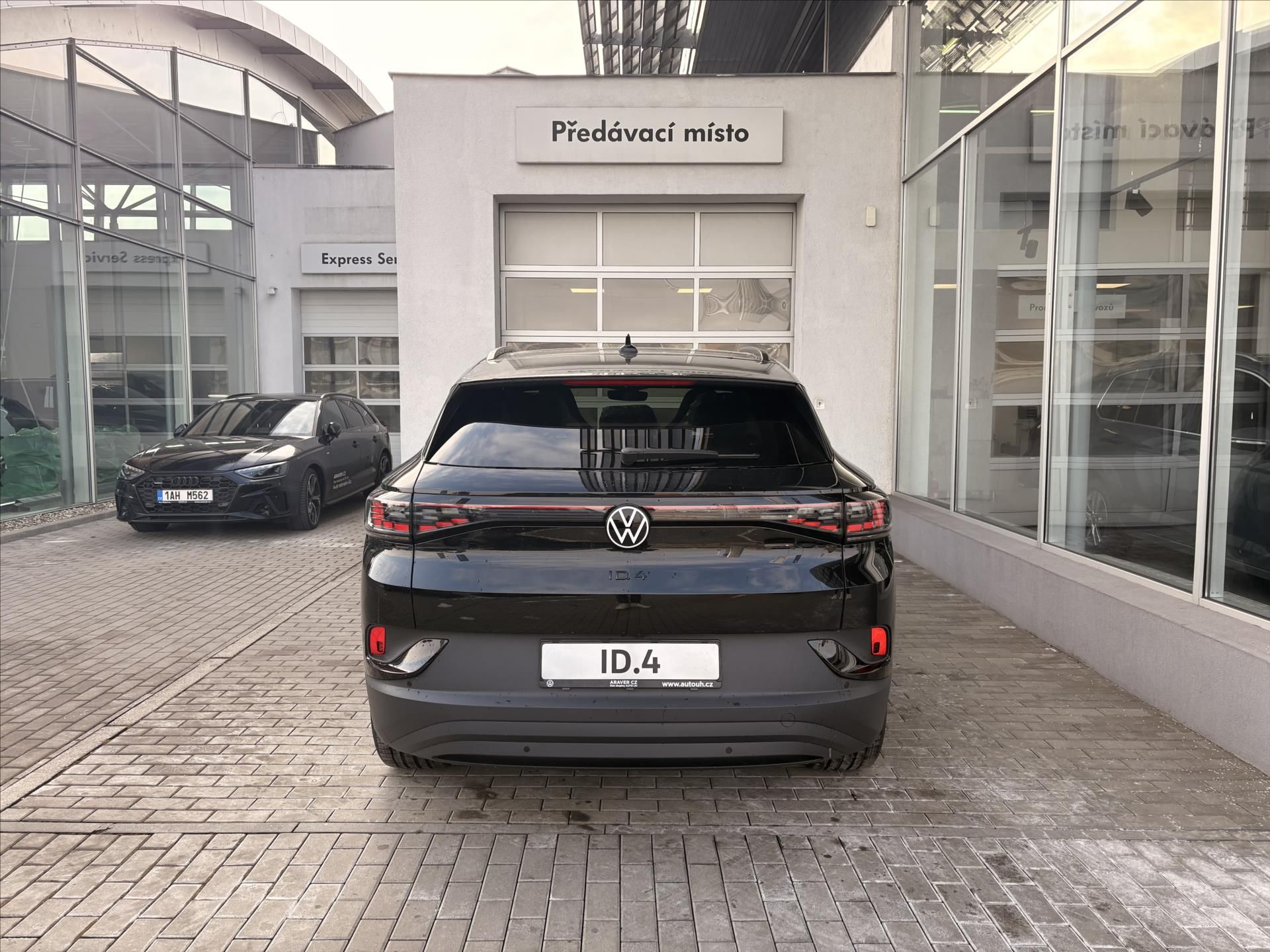 Volkswagen ID.4, 210 kW 77kWh  Pro People - fotka 6