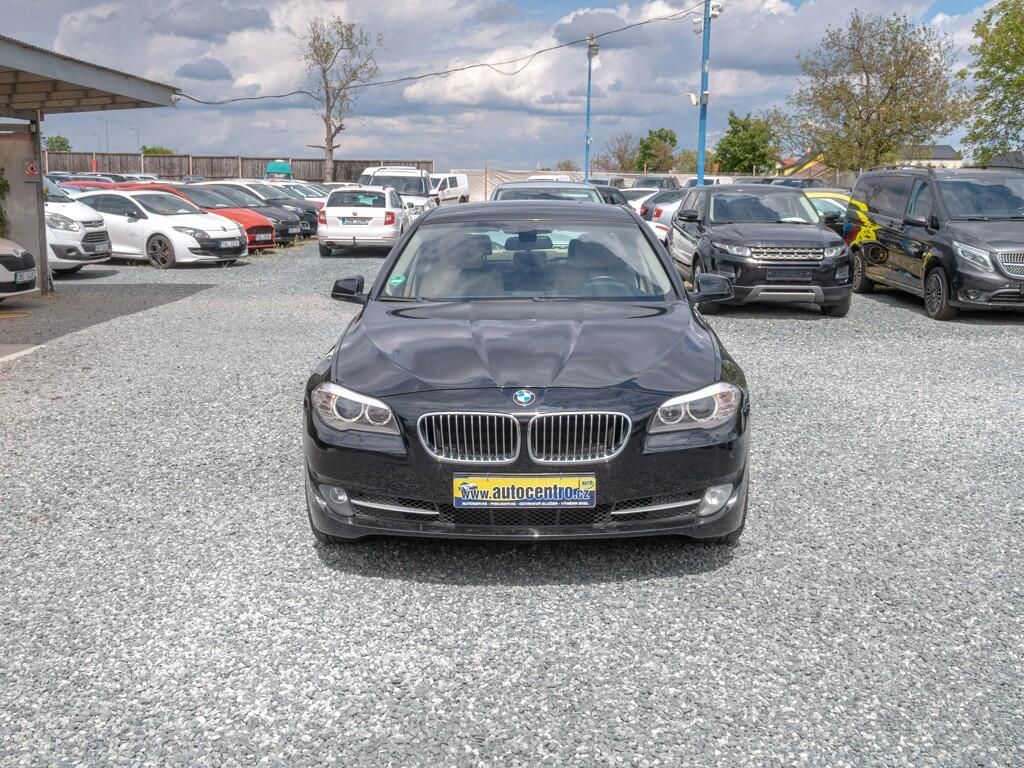 BMW Řada 5, ČR 25D 160KW – KM MD - fotka 2
