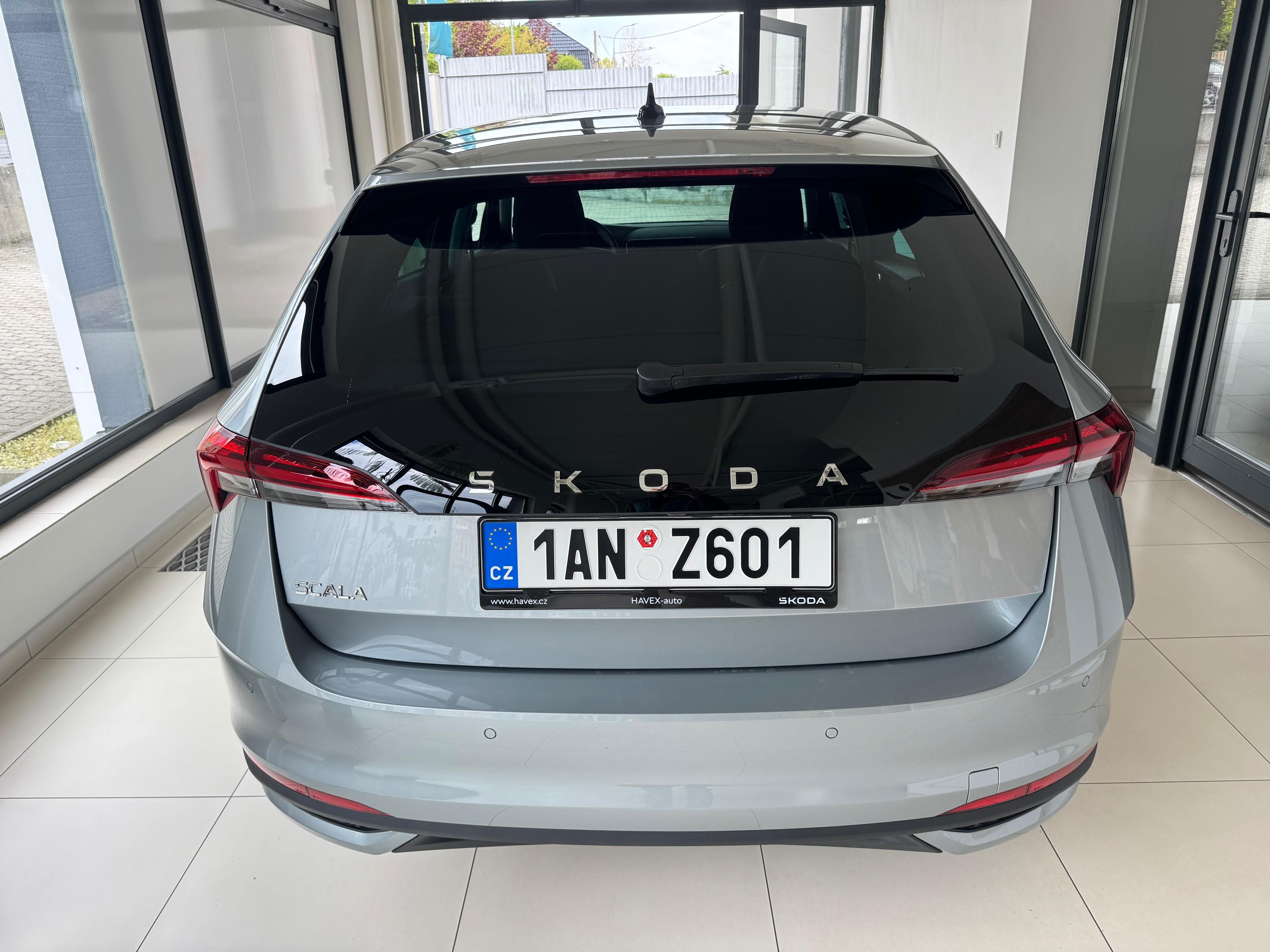 Škoda Scala, Top Selection 1.0TSI, 85kw - fotka 5