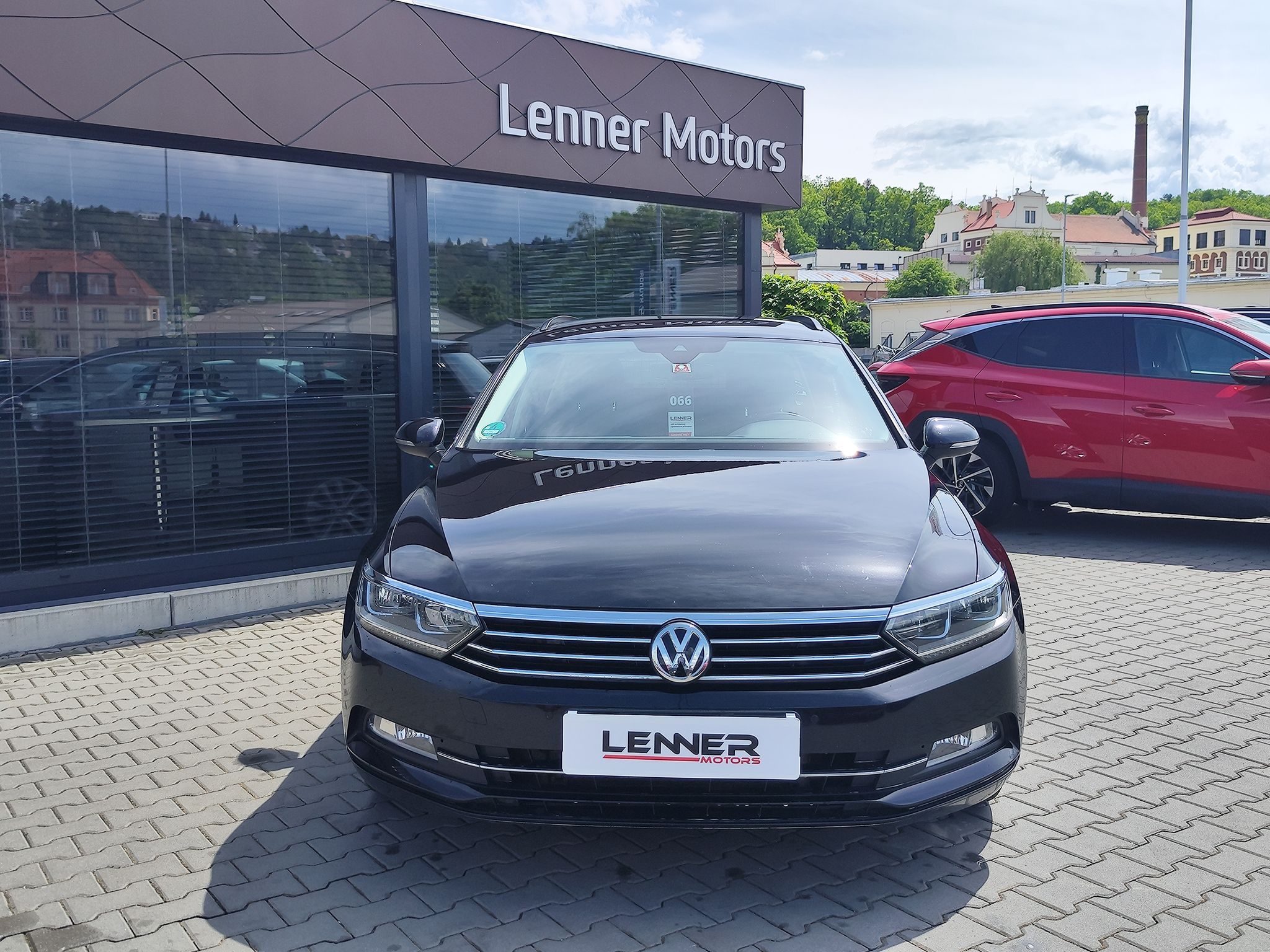 Volkswagen Passat, 2.0 TDi/110kW DSG LED NAVI - fotka 2