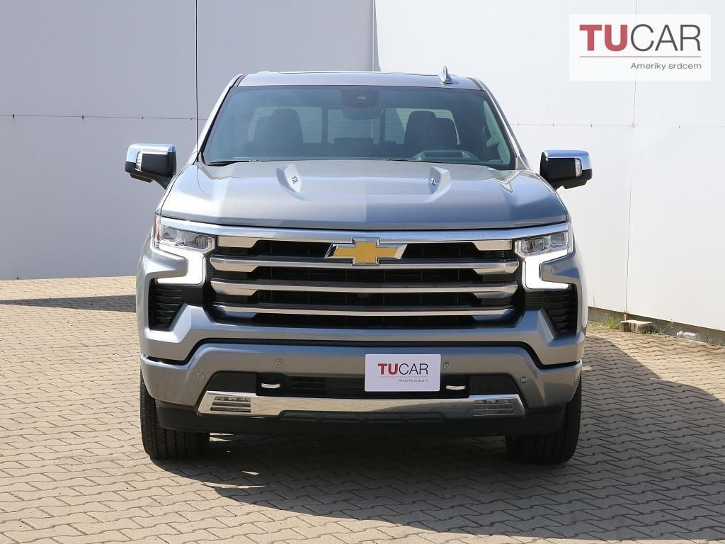Chevrolet Silverado, High Country 6.2 V8 - fotka 2