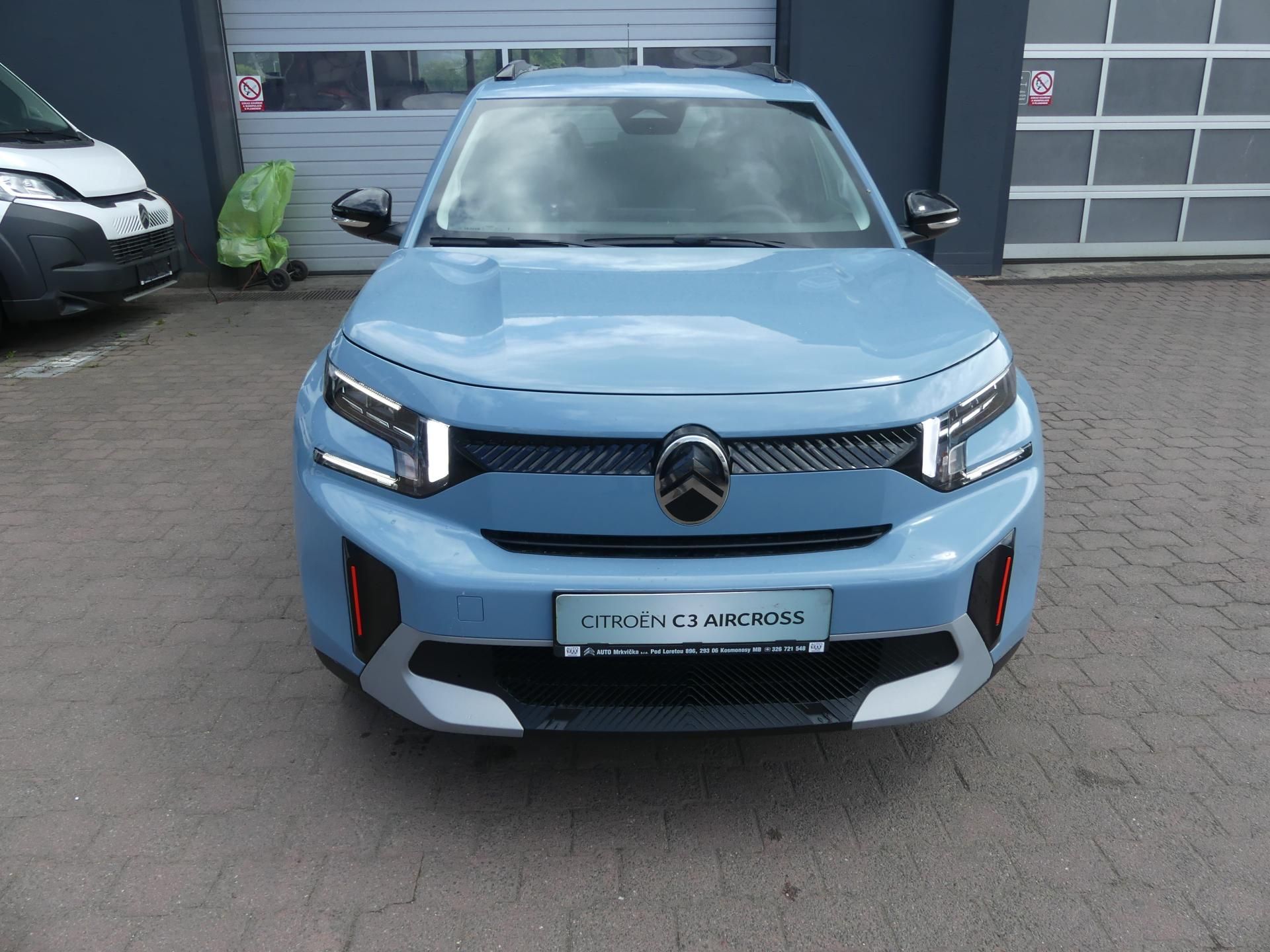 Citroën C3 Aircross, PLUS Turbo 100k Manual 7 míst - fotka 2