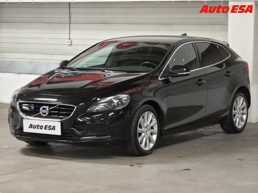 Volvo V40, 2.0. - fotka 2