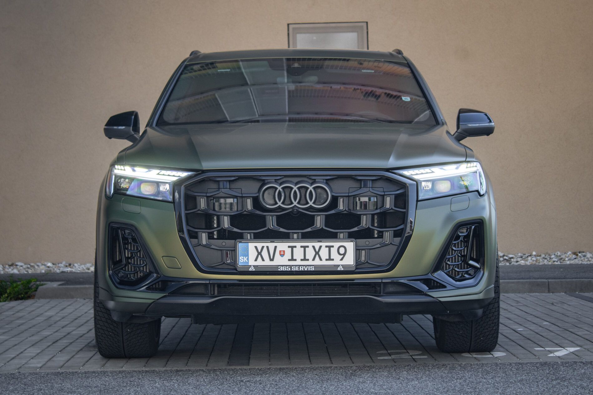 Audi SQ7 - fotka 2