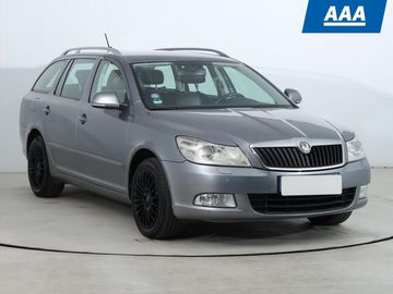 1.4 TSI, Navi, Kožené sedačky