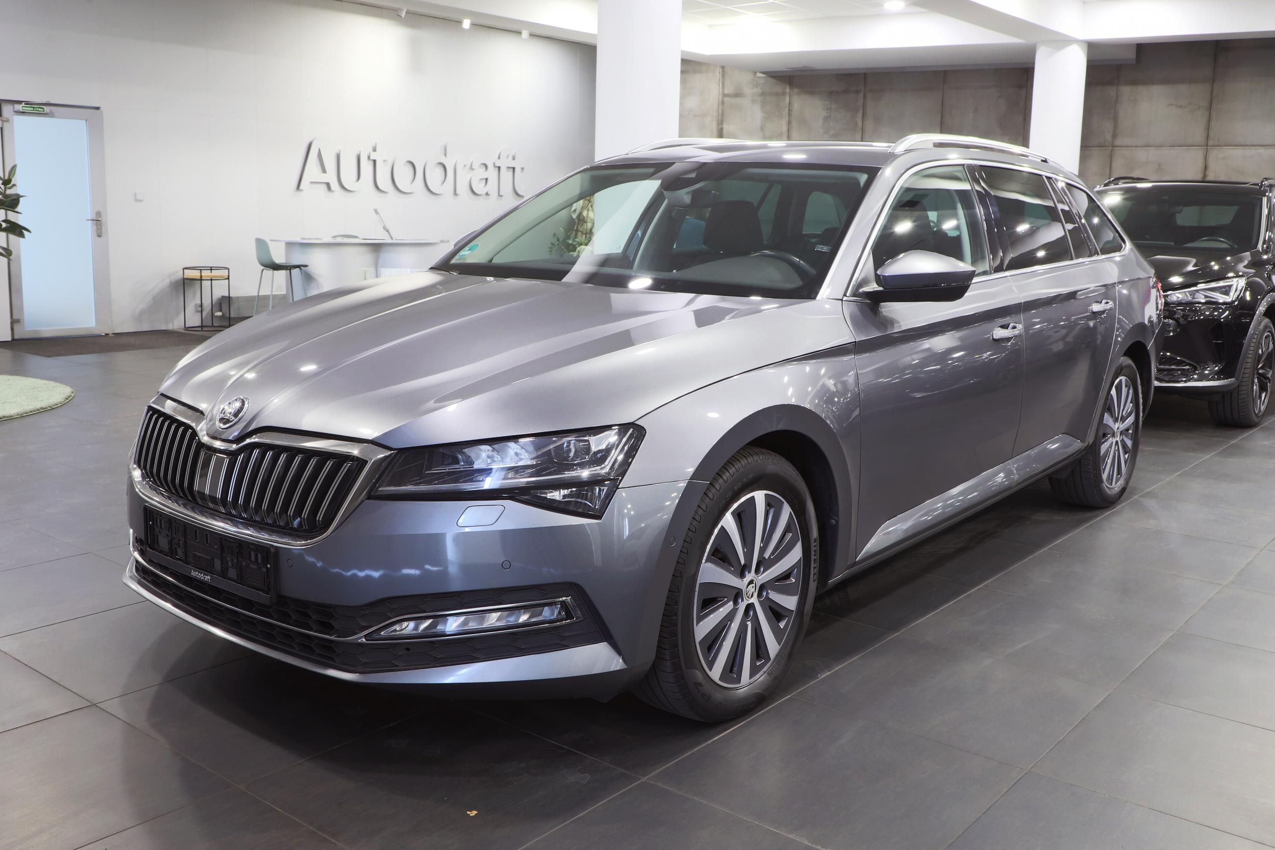 Škoda Superb, Style 2.0 TDI 147kW DSG - fotka 2