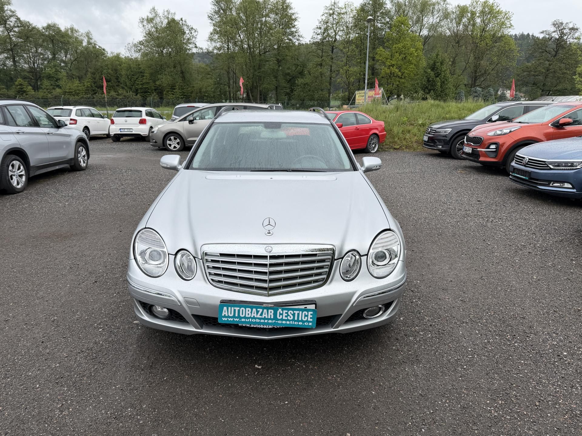 Mercedes-Benz Třídy E, 280 CDI - fotka 2