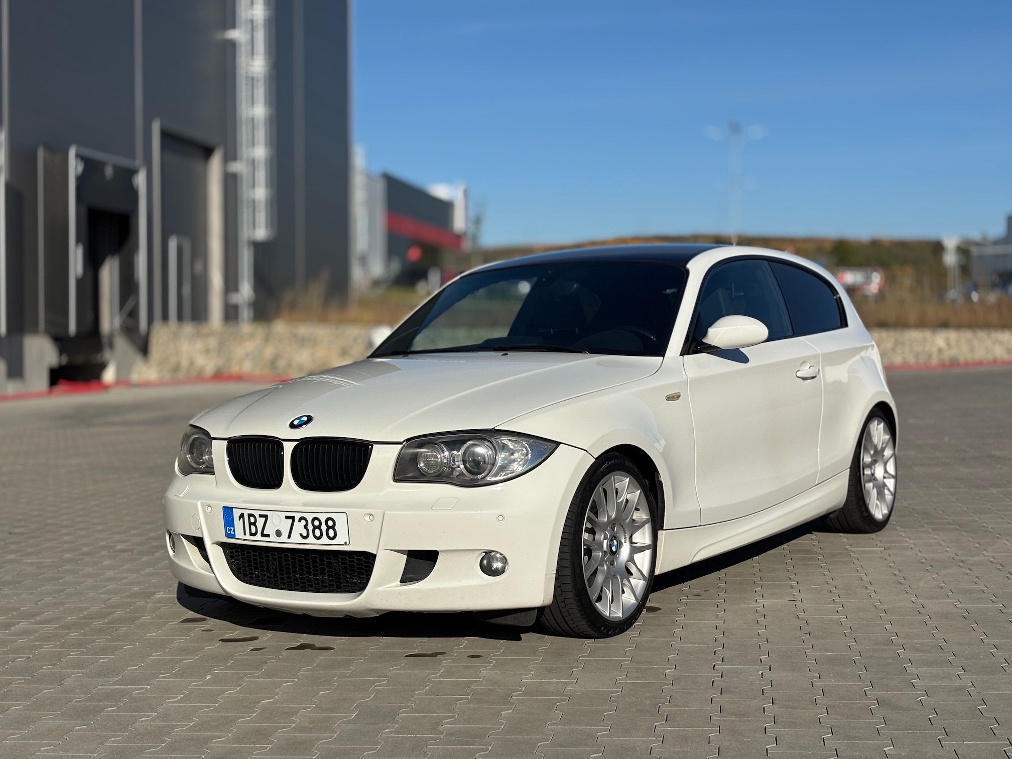 BMW Řada 1, BMW 130i e81
