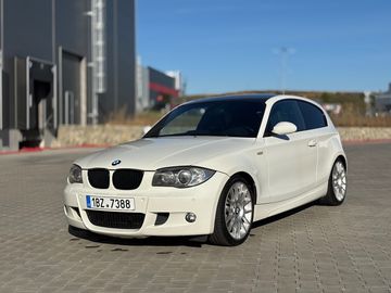 BMW 130i e81