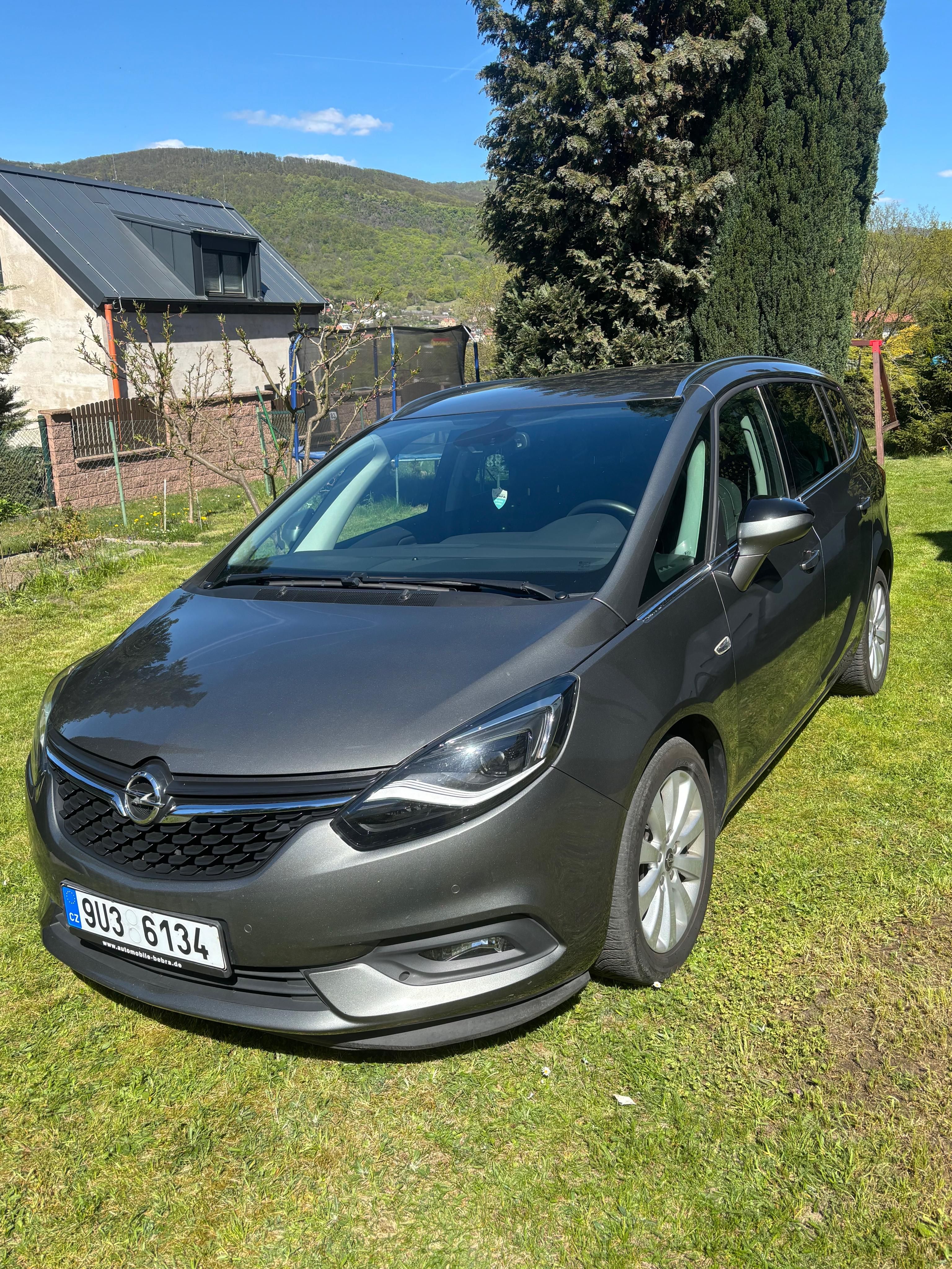 Opel Zafira, 2,0 CDTI výbava Innovation