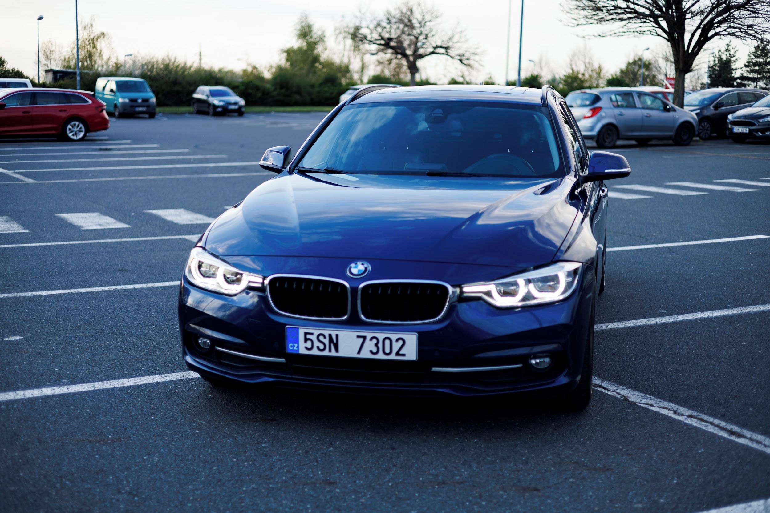 BMW Řada 3, BMW 320d F31 PANORAMA Harman - fotka 3