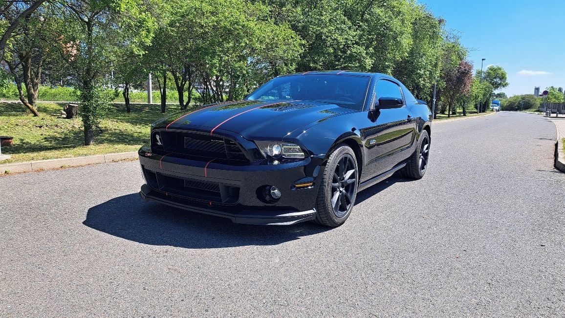 Ford Mustang, Ford Mustang GT 5.0 V8 – MANUÁ