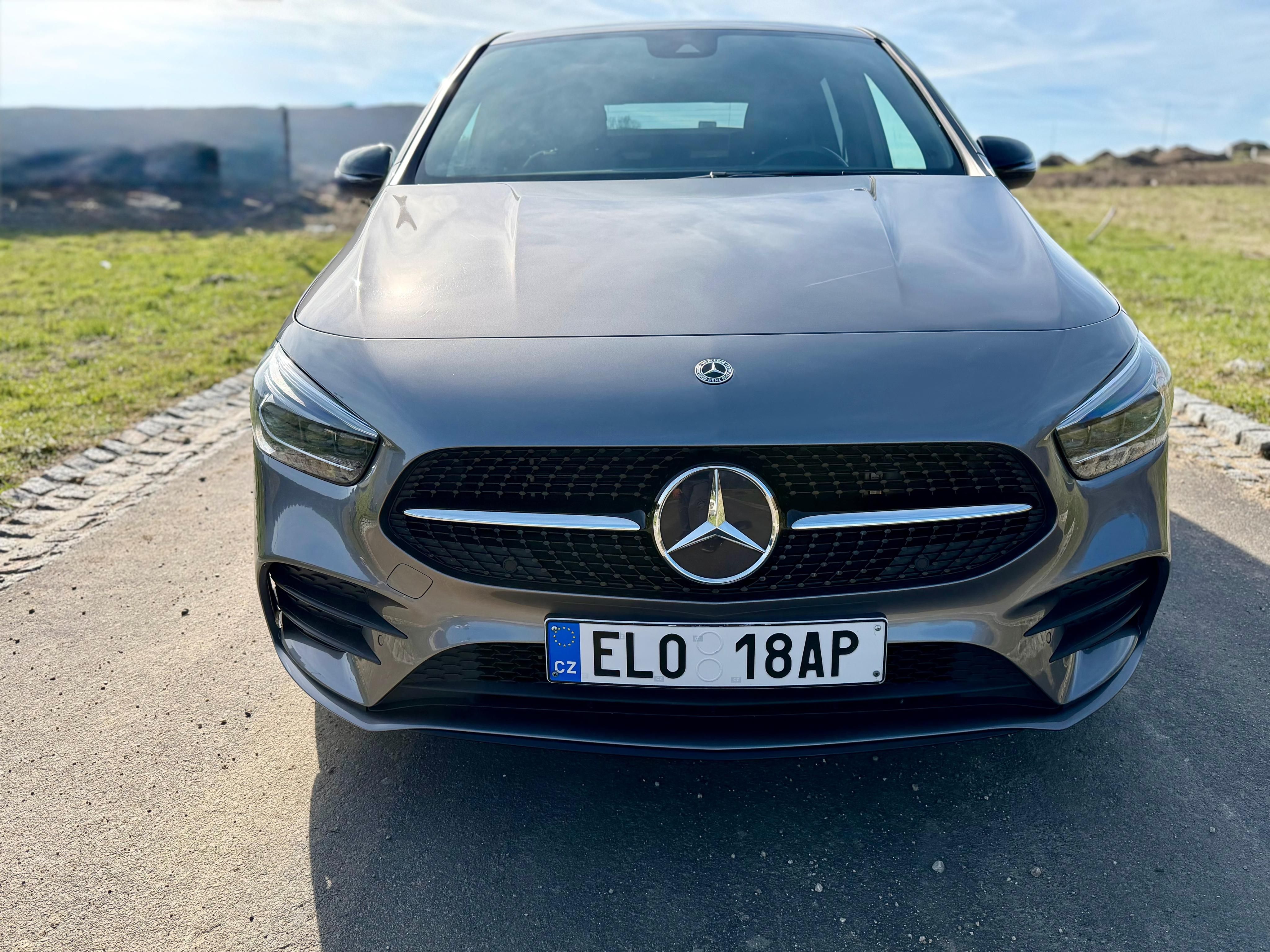 Mercedes-Benz Třídy B, Mercedes-Benz B 250e AMG Line - fotka 3