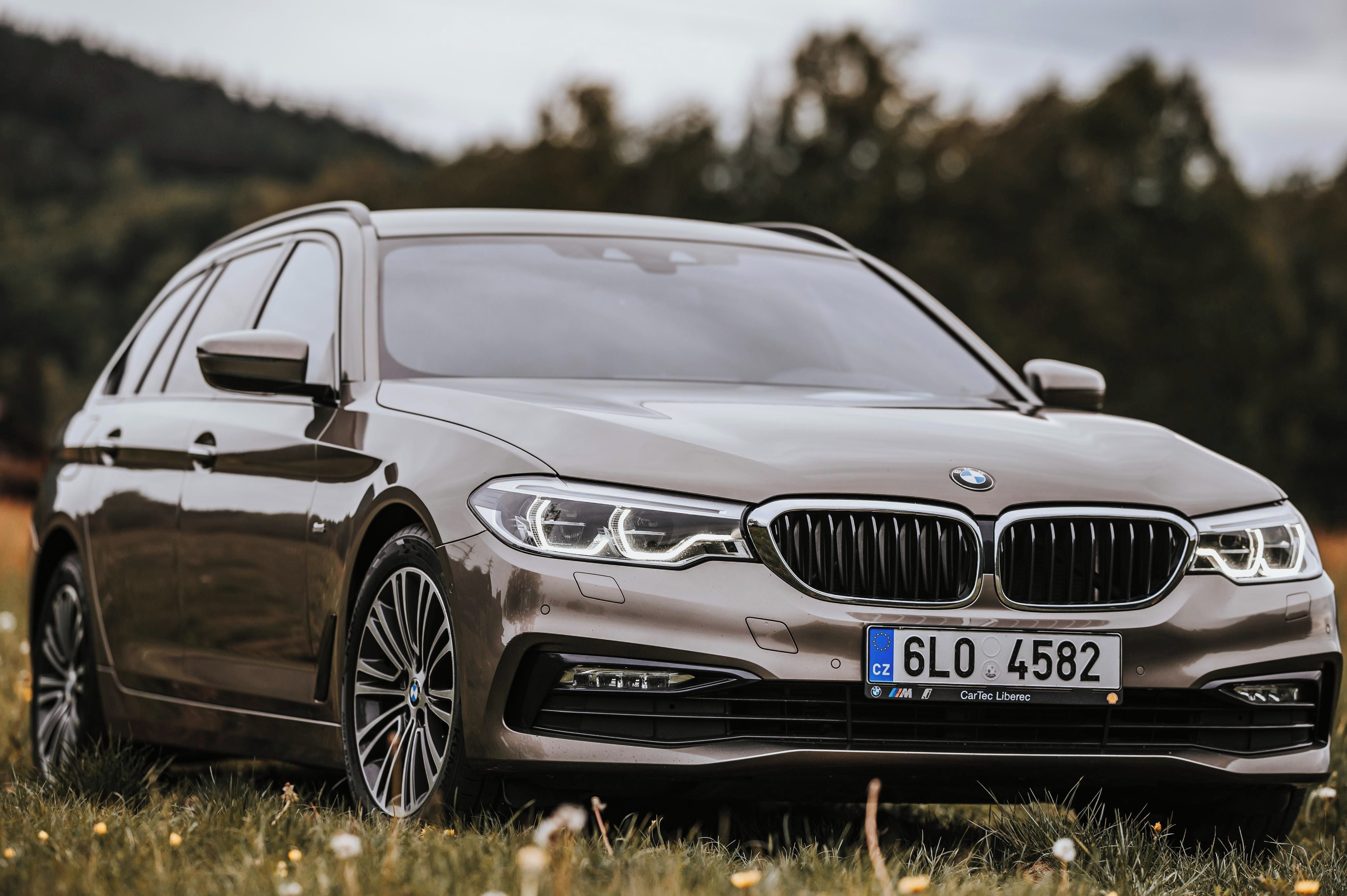 BMW Řada 5, BMW 520D XDrive, Sportline - fotka 3