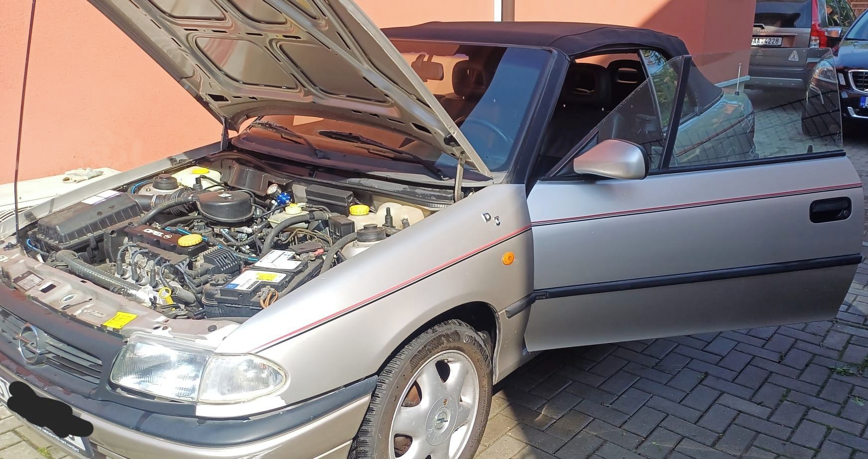 Opel Astra, 1.6i Kabriolet BERTONE - fotka 2