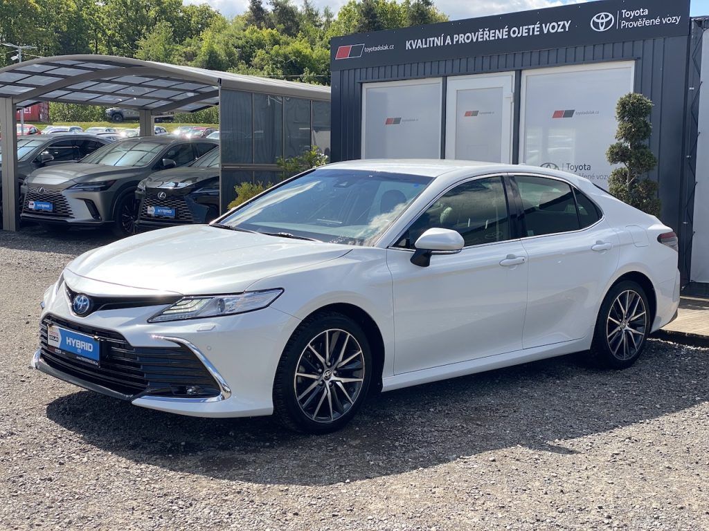 Toyota Camry, 2.5HSD, ČR-1m, Executive, navi - fotka 4