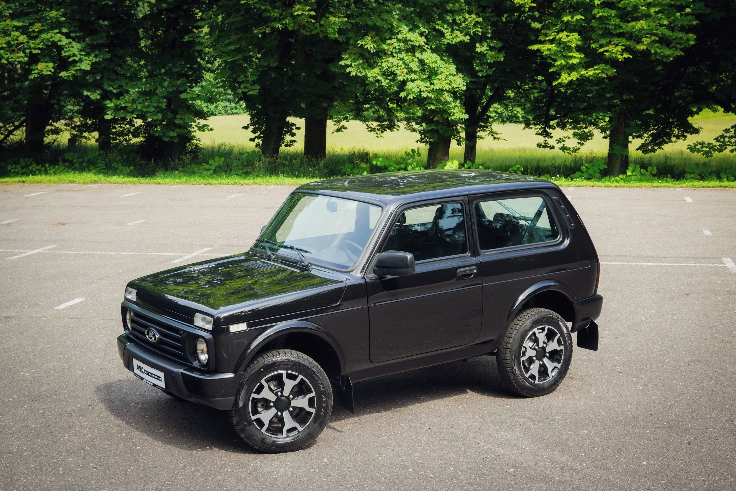 Lada Niva, Legend 4x4 - URBAN,plná záruka - fotka 4