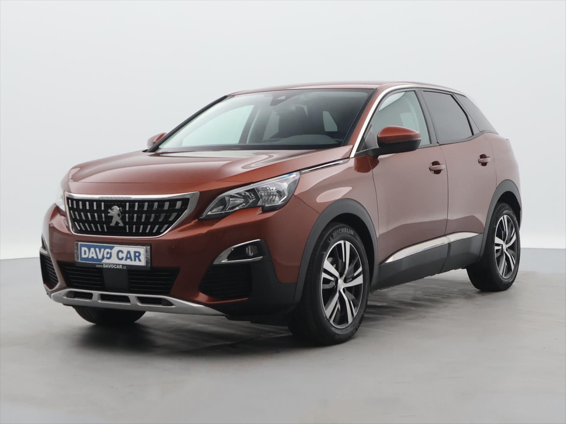 Peugeot 3008, 1,5 Blue HDi 96kW Allure CZ - fotka 3