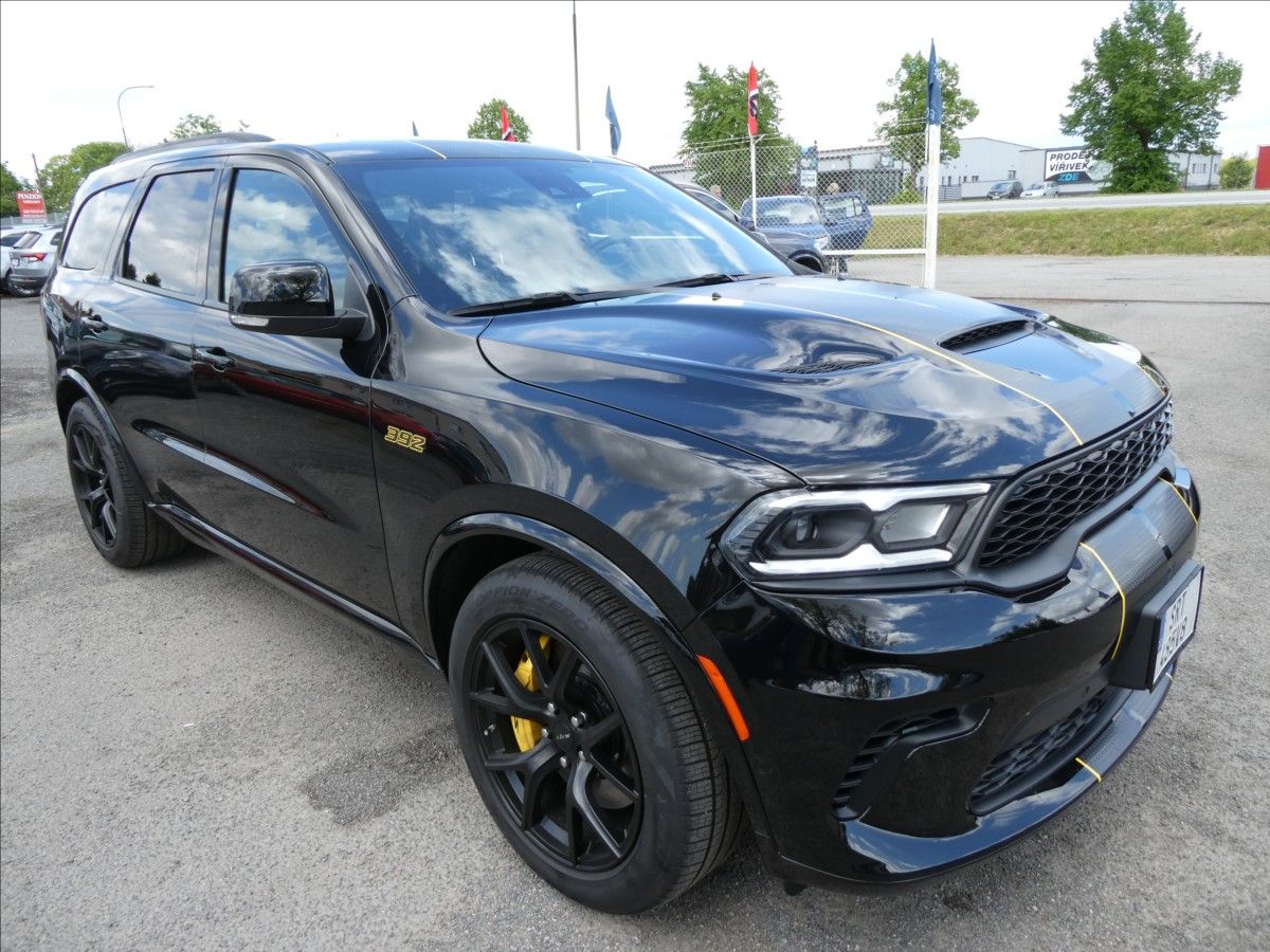 Dodge Durango, 6,4 SRT AWD 354kW,1.maj,LPG