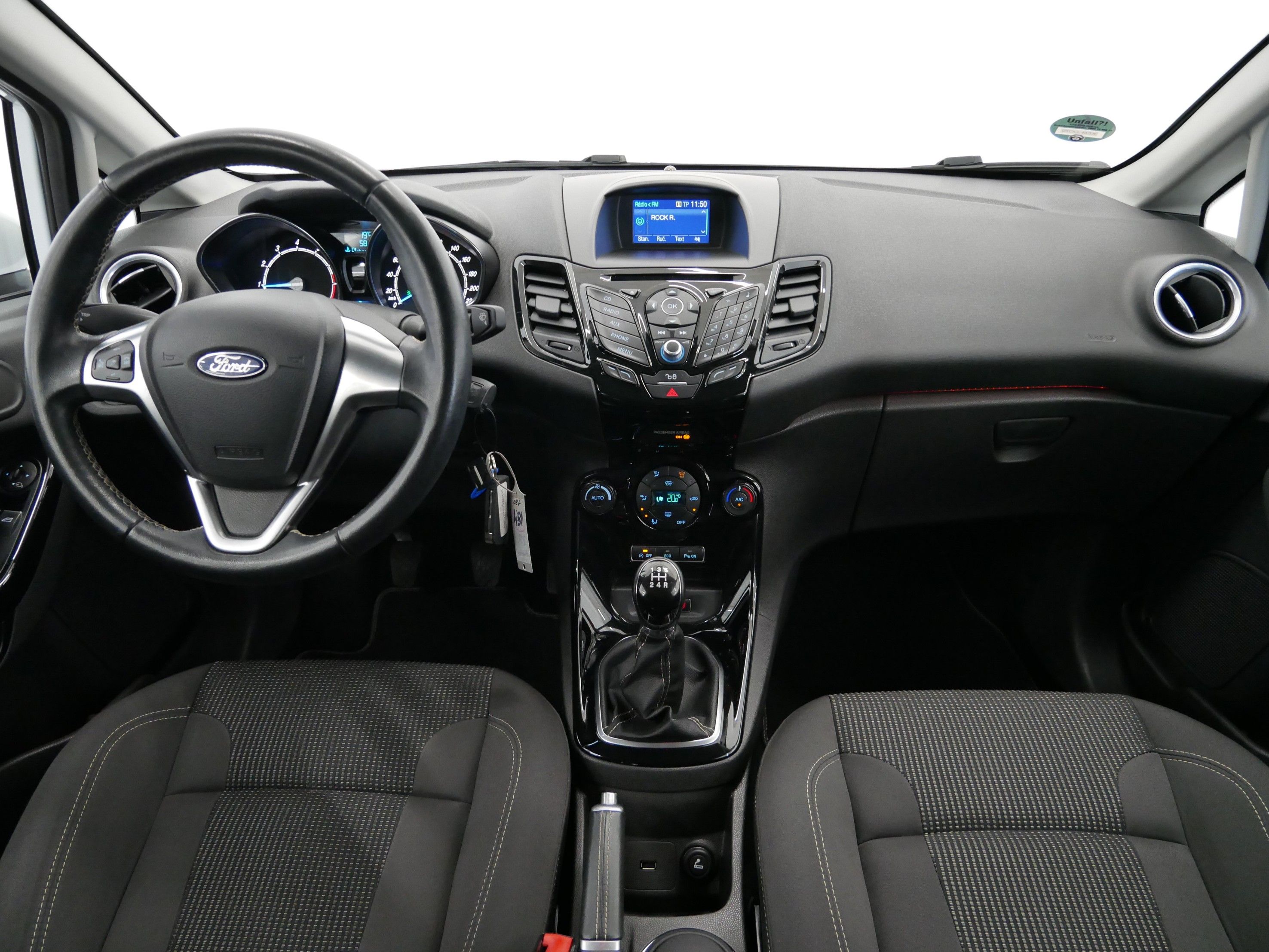 Ford Fiesta, 1.0 EcoBoost 92 kW Titanium - fotka 5