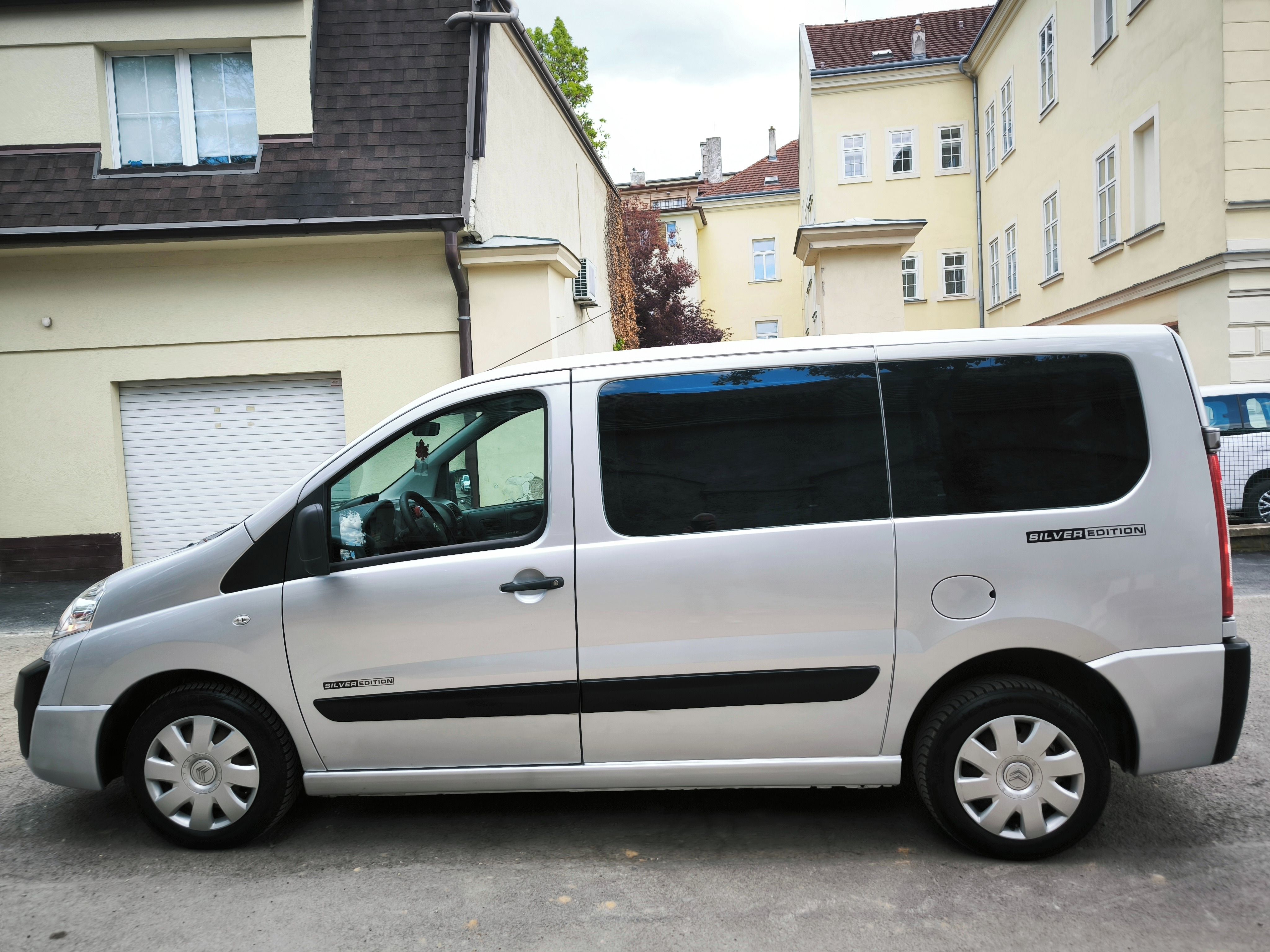 Citroën Jumpy, 2.0HDi 165PS klima 9 místTZ 2T - fotka 3