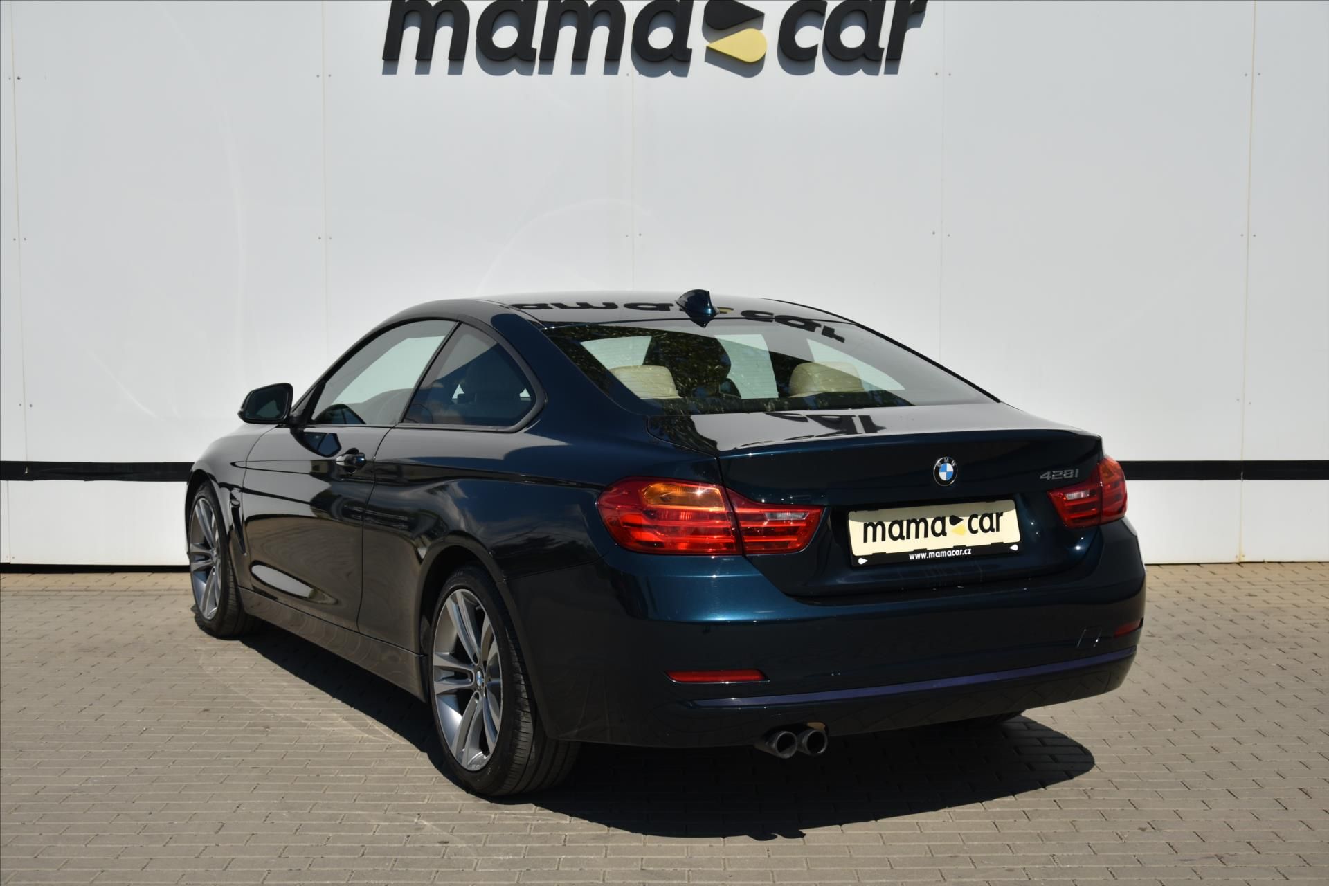 BMW Řada 4, 428i 180kW SERVISNÍ KNIHA ČR - fotka 5