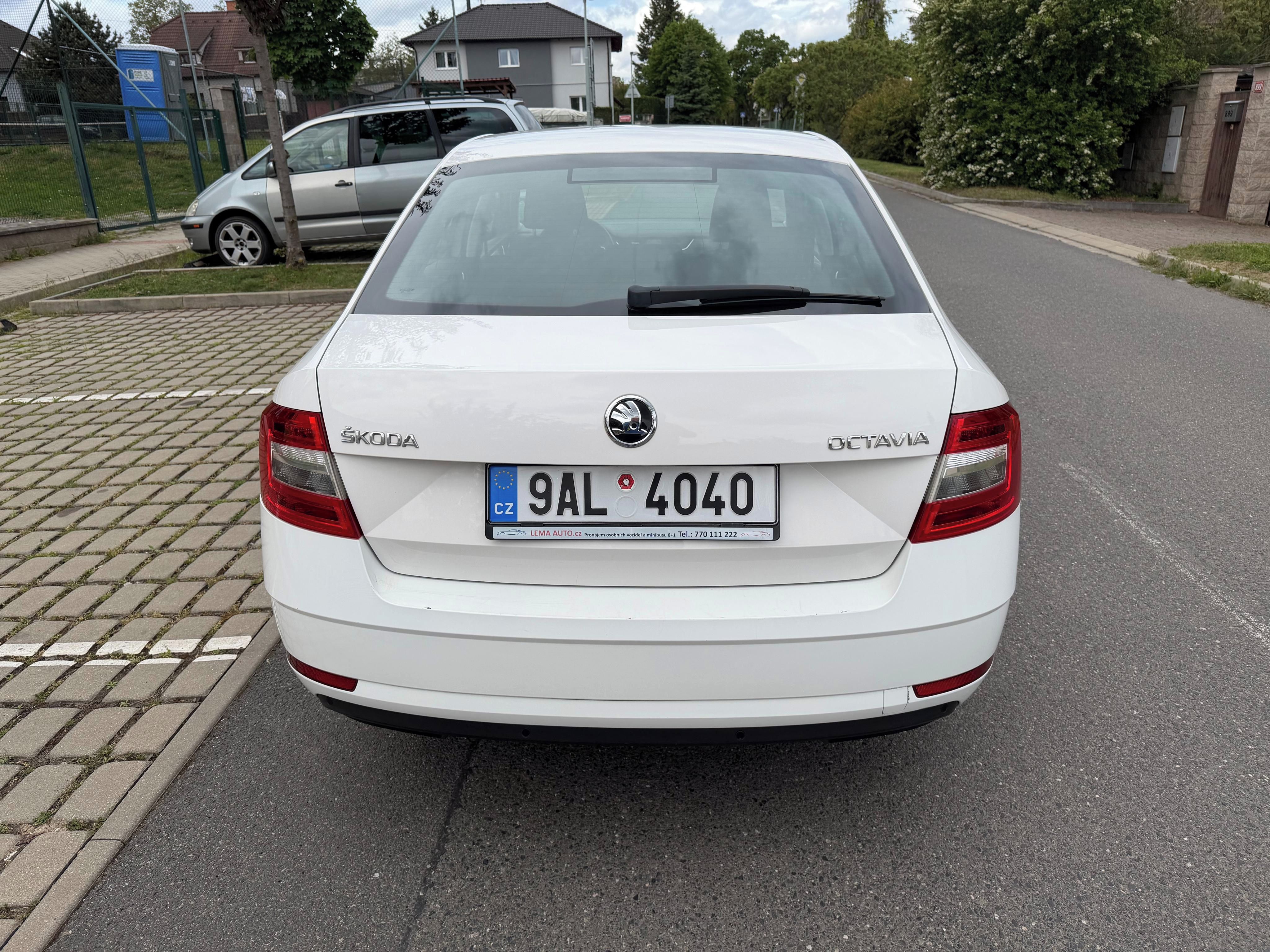 Škoda Octavia, 1.6 TDI, 85 KW, KOUPENO V ČR - fotka 3