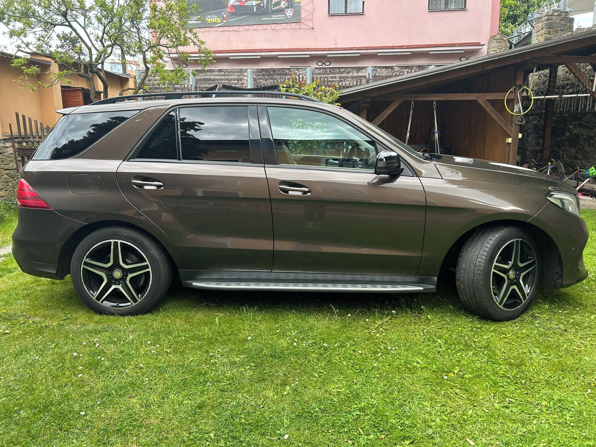 Mercedes-Benz GLE, 350d AMG*Masáž*DPH*CZ*1maj*Air - fotka 6
