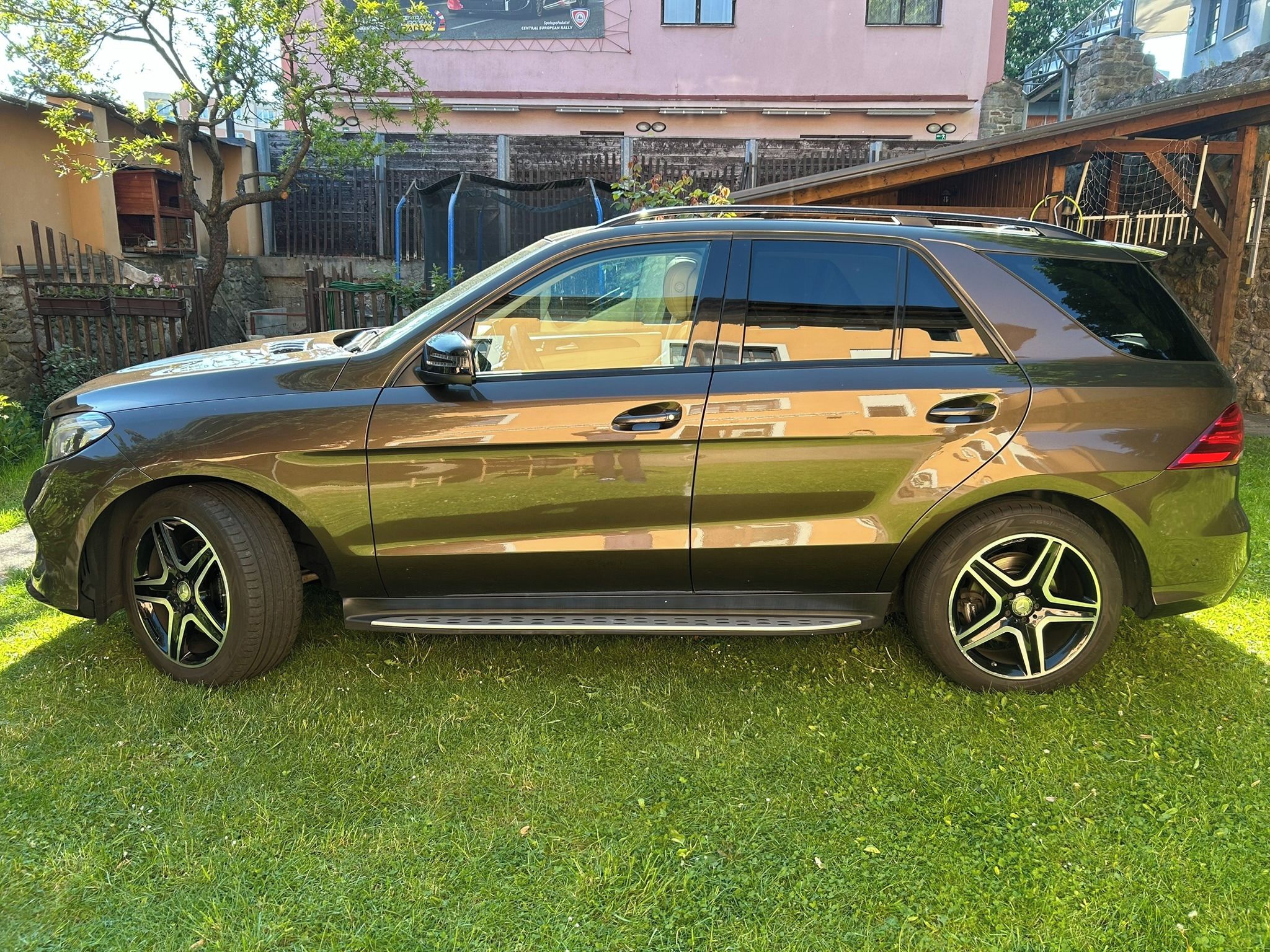 Mercedes-Benz GLE, 350d AMG*Masáž*DPH*CZ*1maj*Air - fotka 5