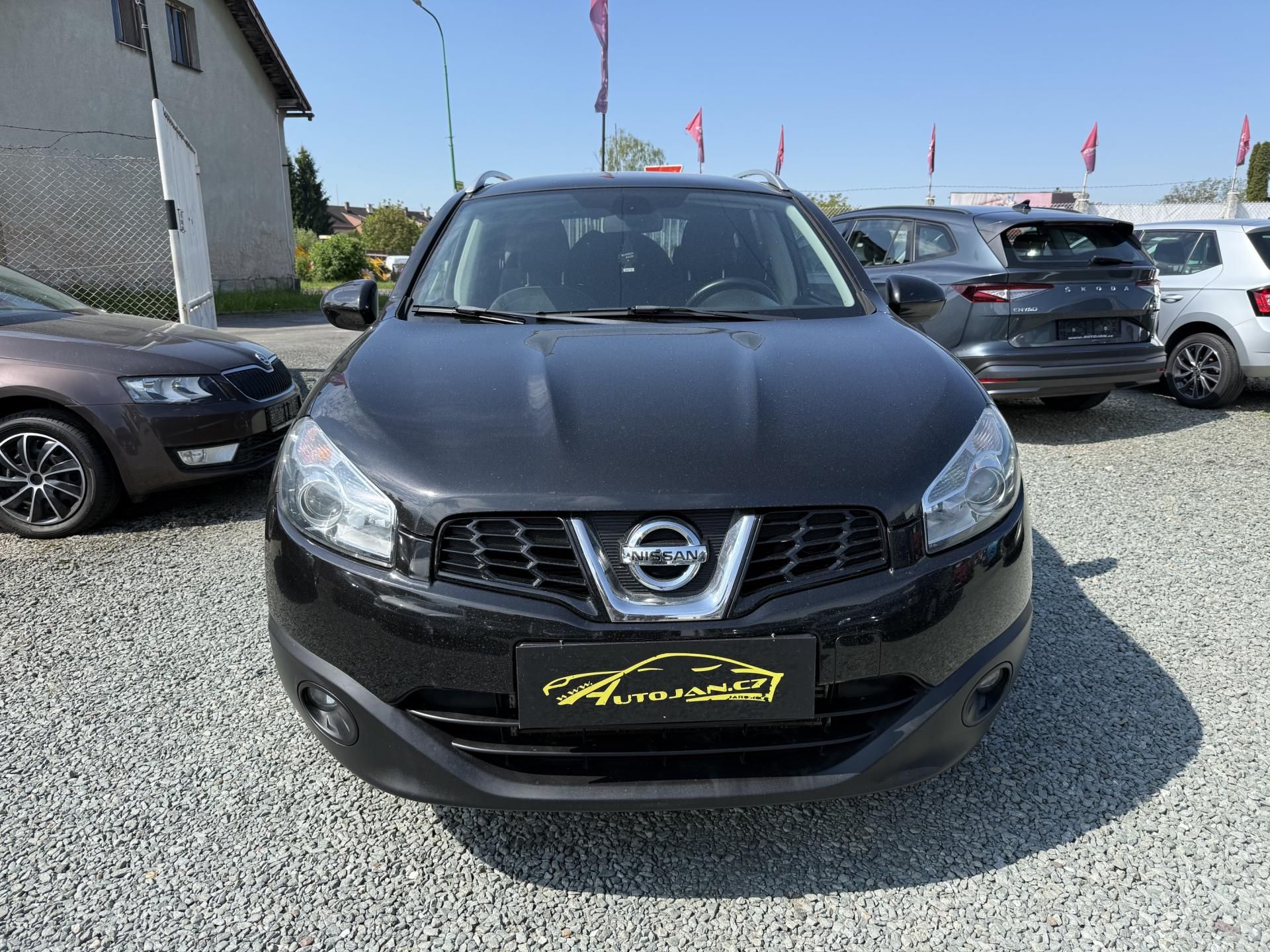 Nissan Qashqai, 1.6 DCI 4x4 7 MÍST - fotka 2